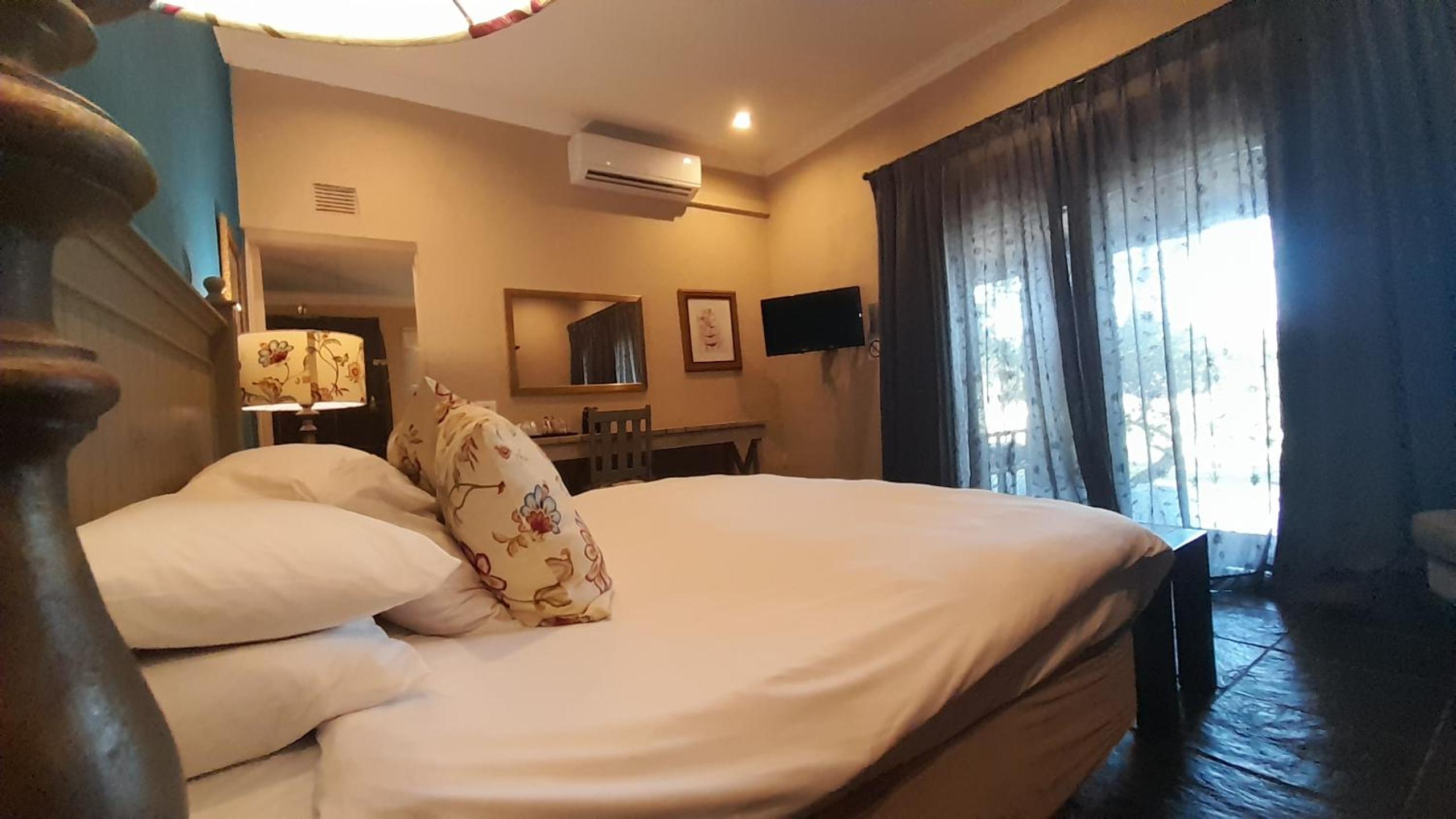 Executive Family Room