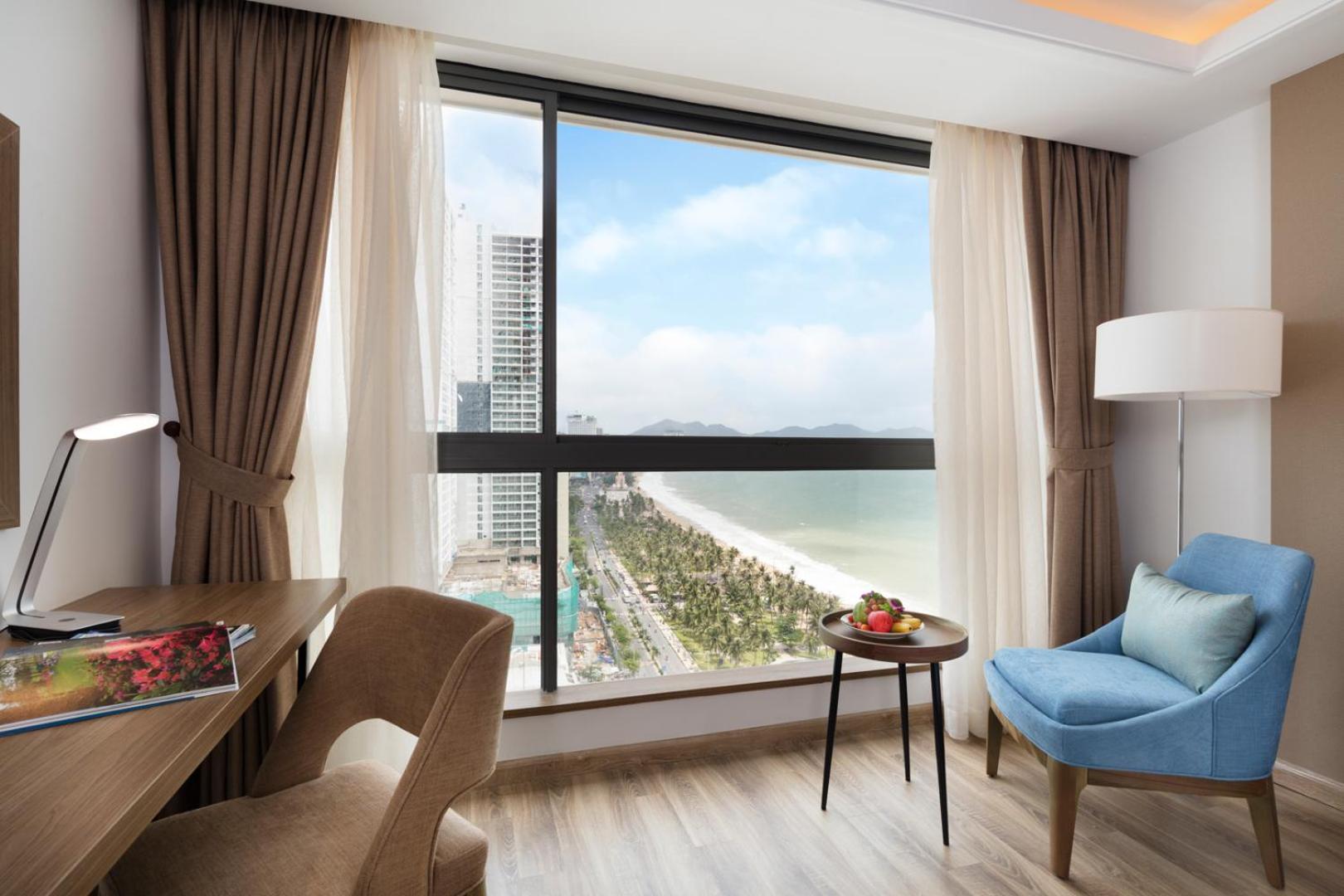 Senior Deluxe Twin Room with Sea View