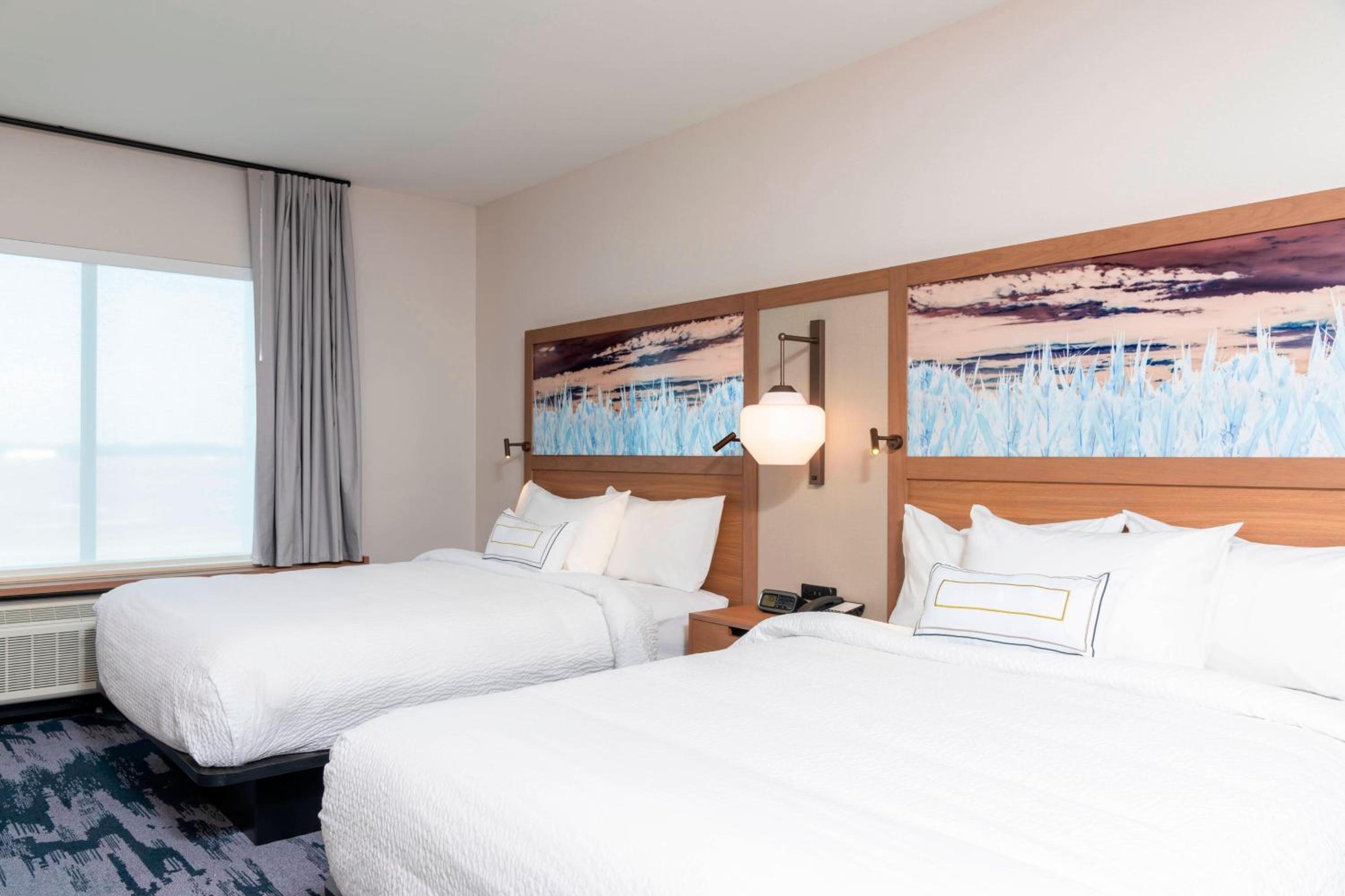 Double Queen Guest Room, Guest room, 2 Queen (Hearing Accessible)