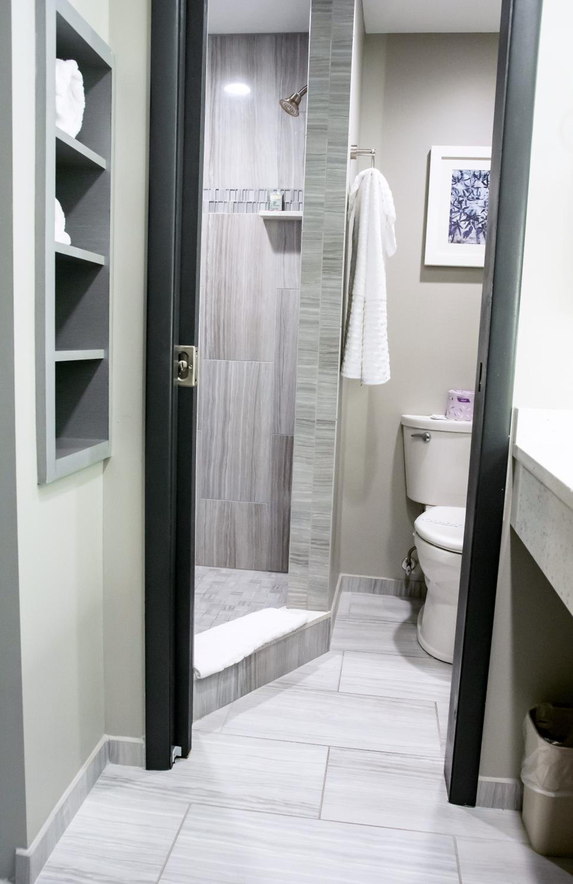 King Room - Non-Smoking