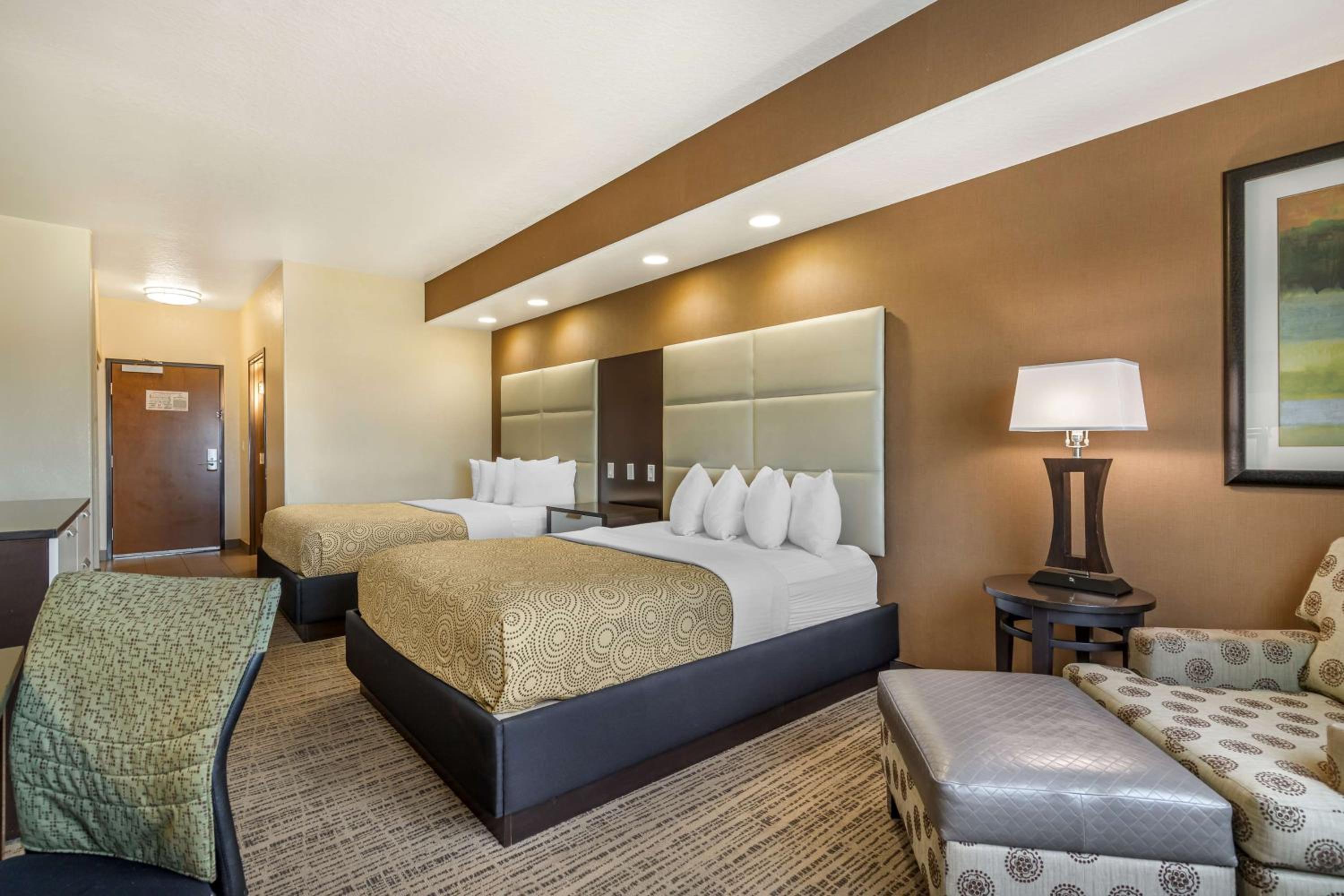 Queen Room with Two Queen Beds