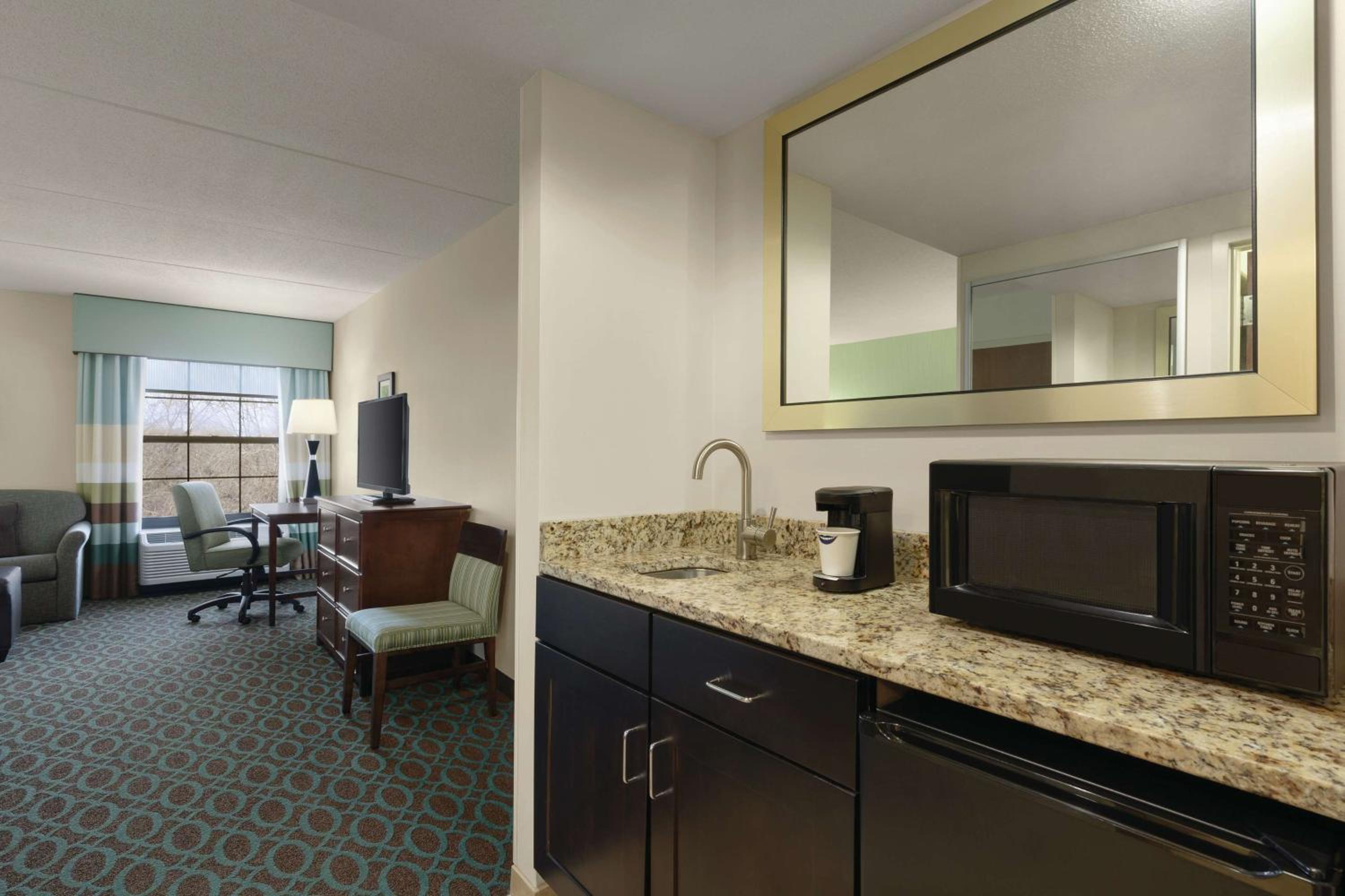 King Room - Non-Smoking