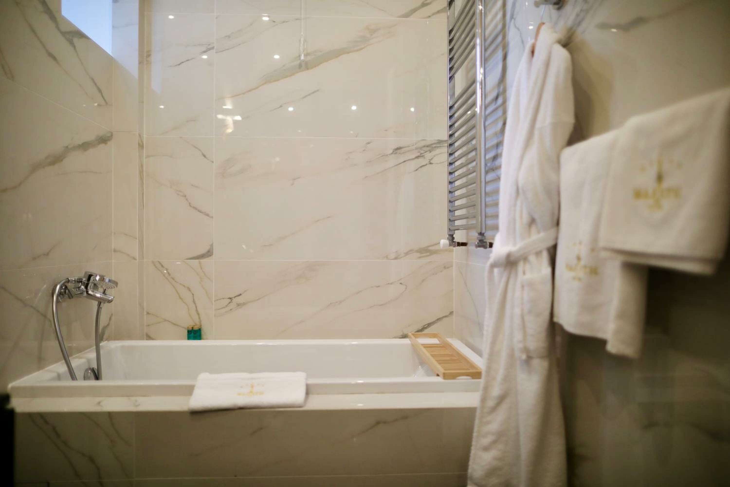 Suite with City View