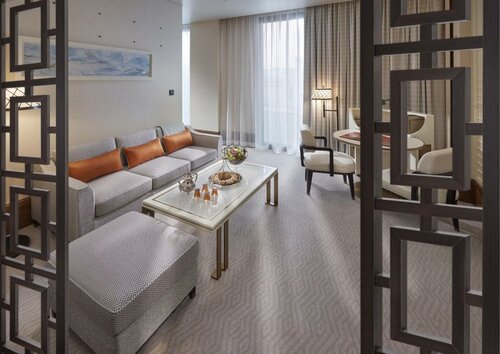 Junior Suite King в Mandarin Oriental, Doha