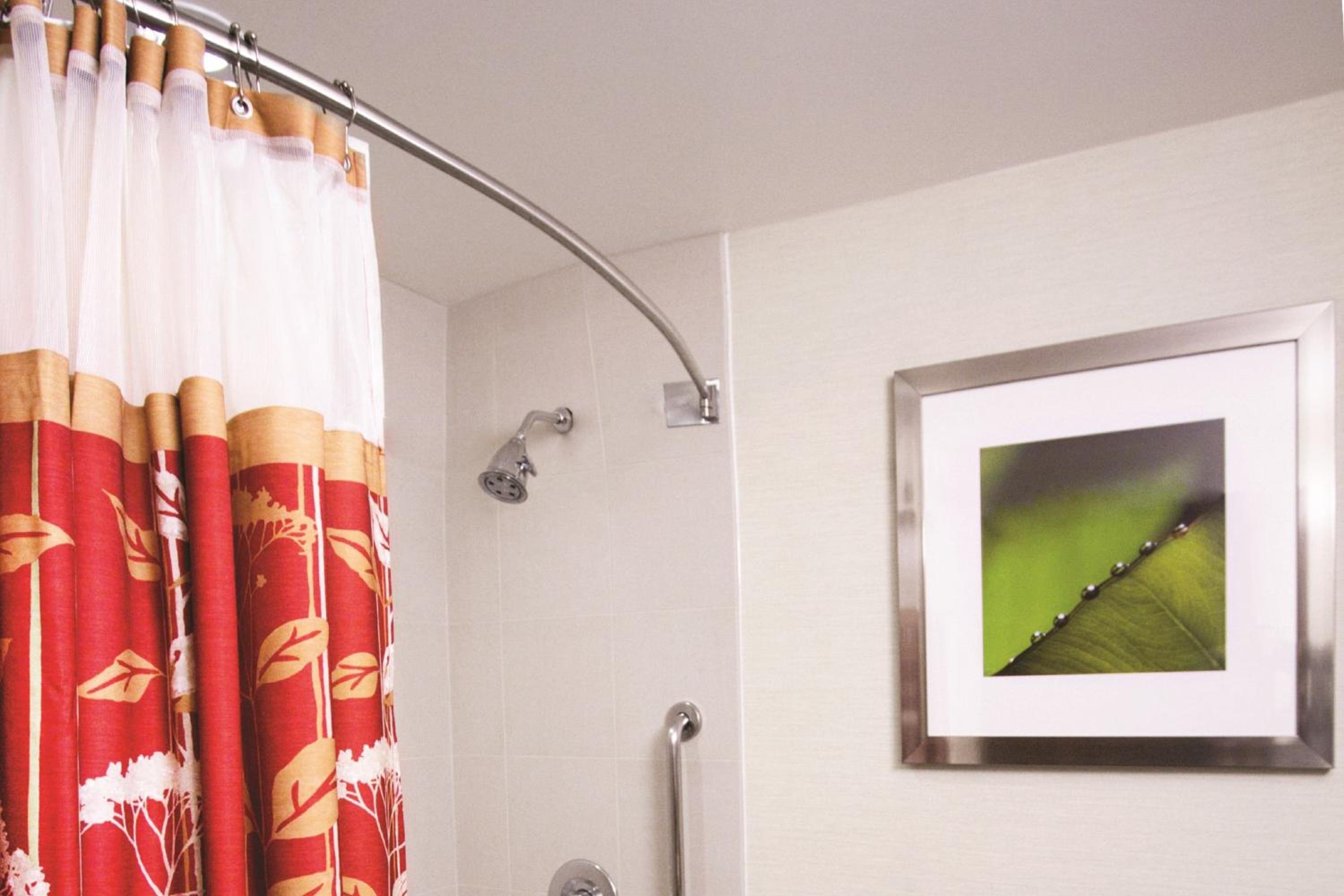 Guest room, 1 King Bed