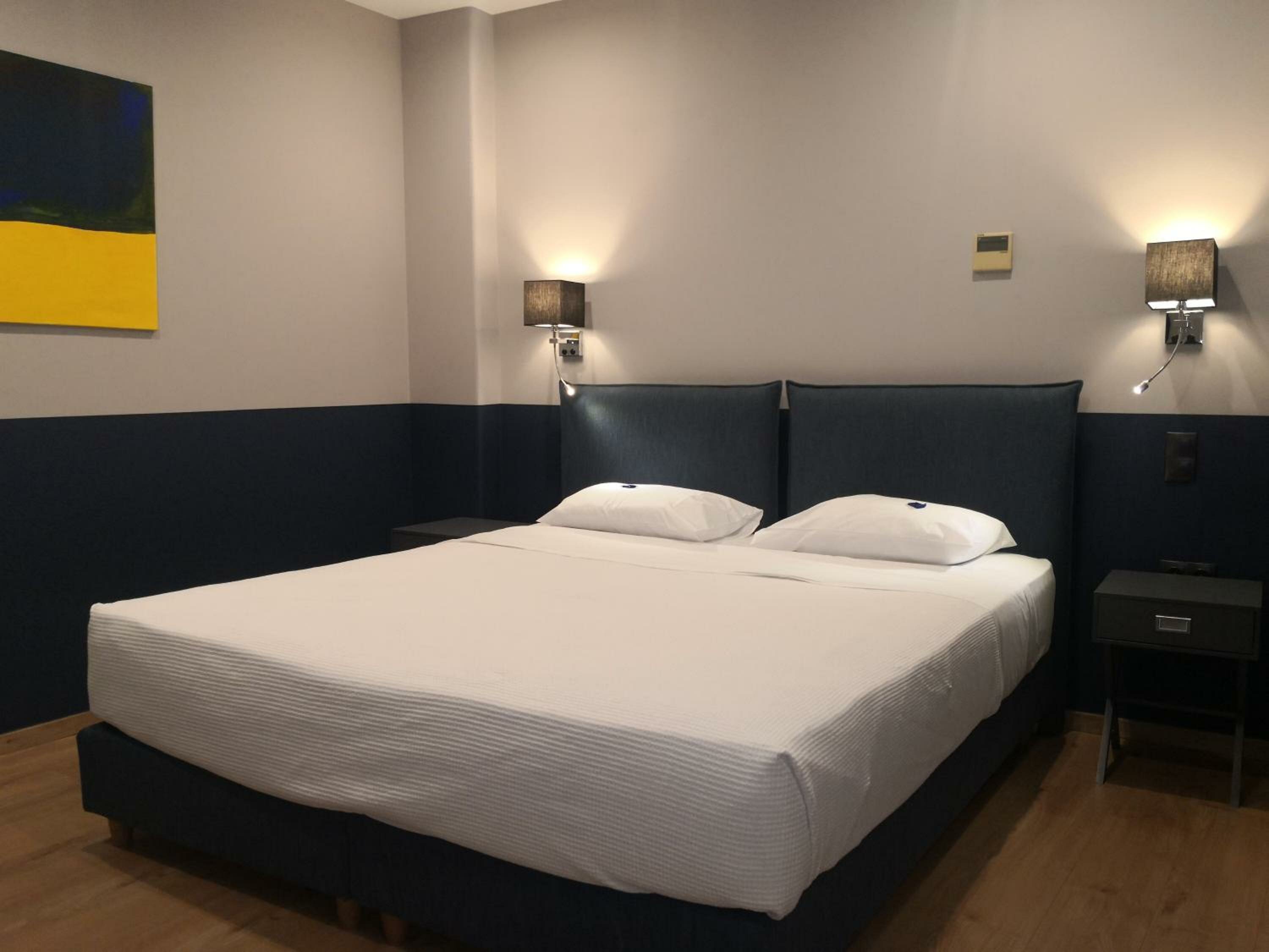 Standard Room with Inner Courtyard View