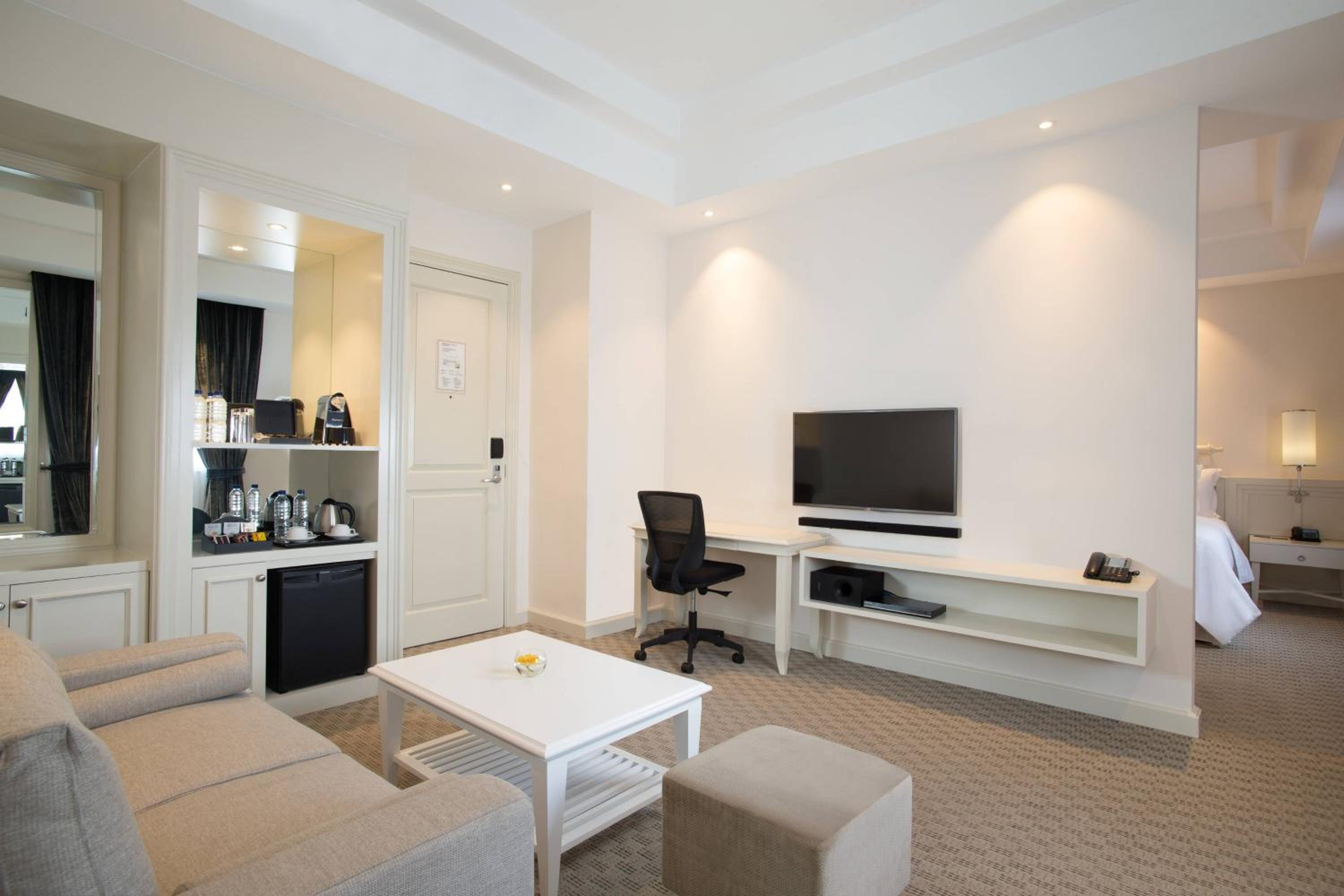 Executive Suite
