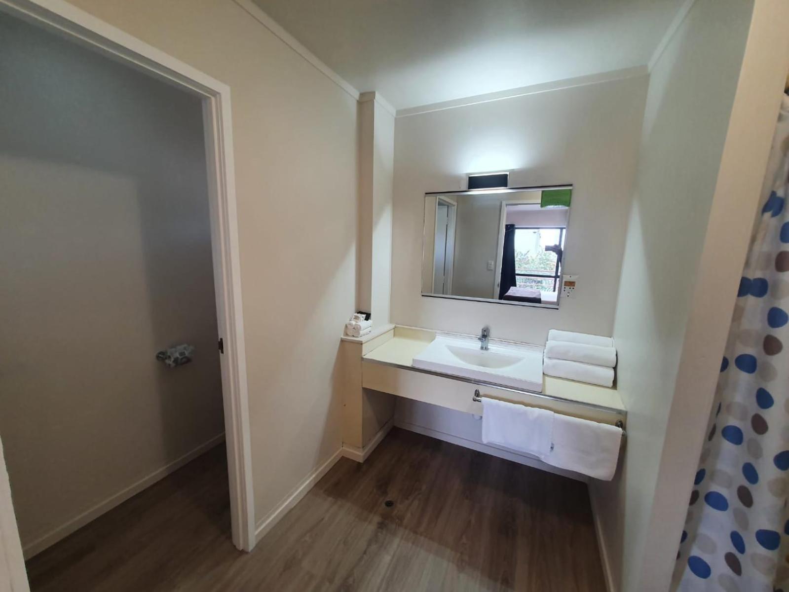 Family Suite (4 Adults)