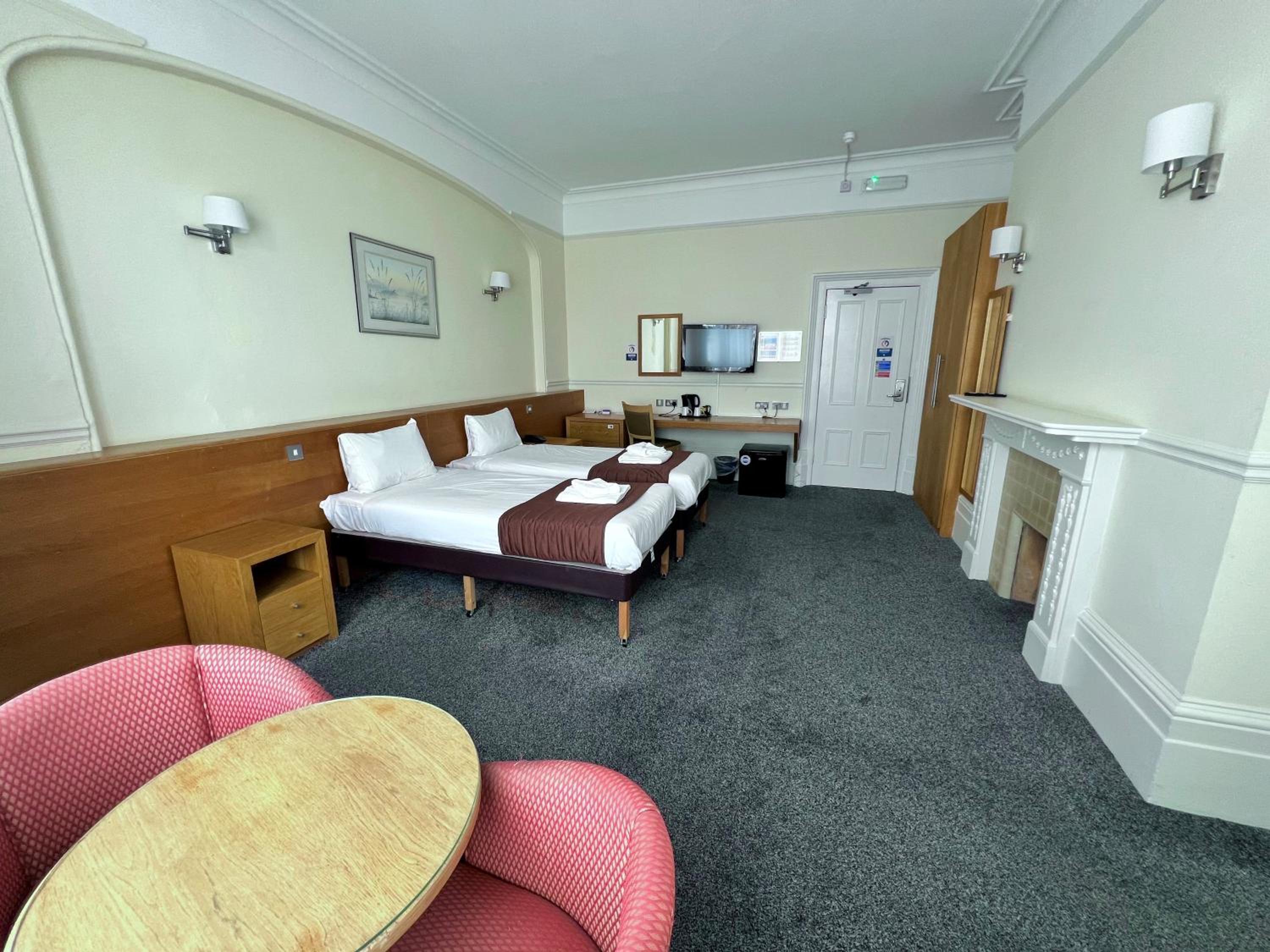 Twin Room with Sea View
