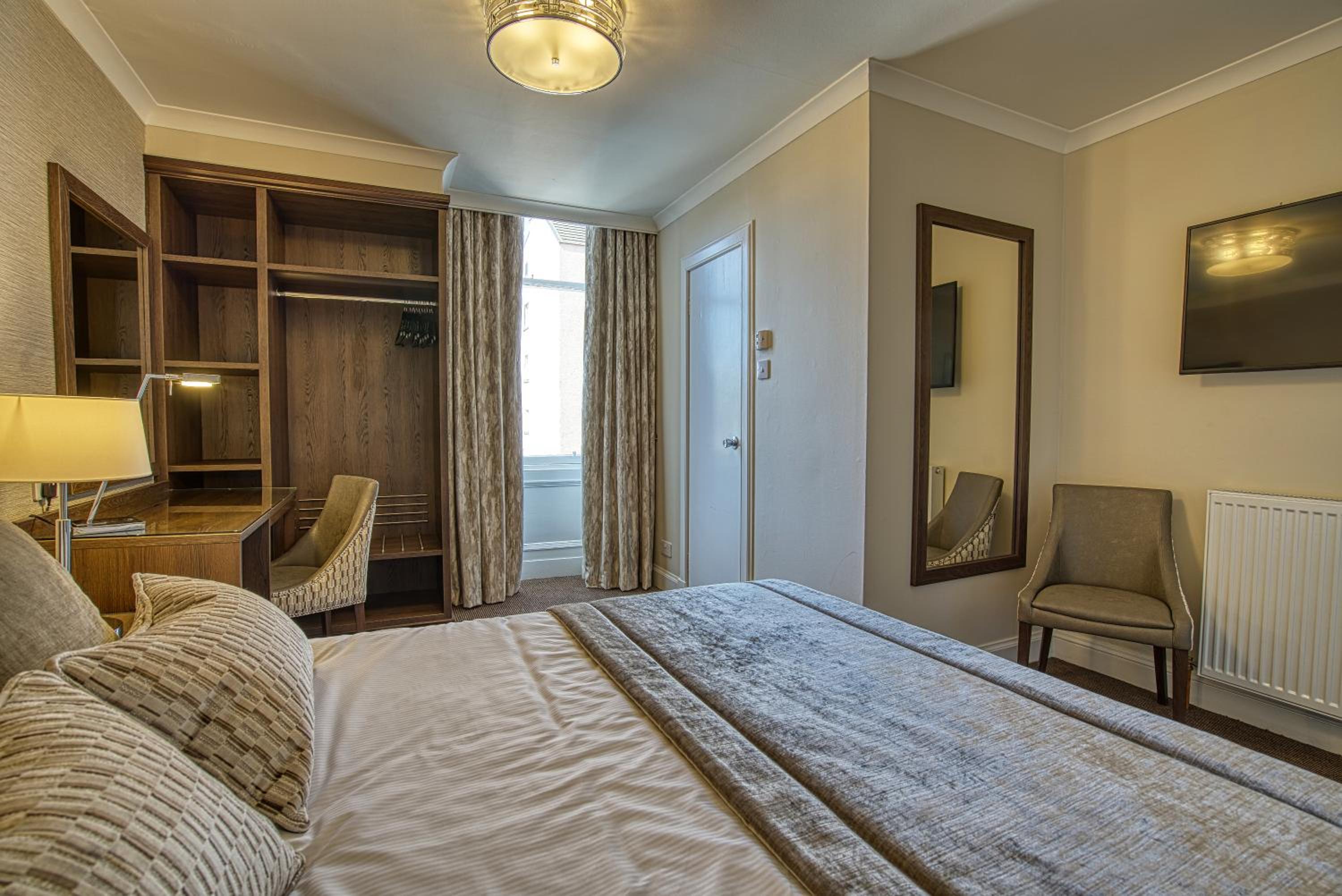 Classic Double or Twin Room