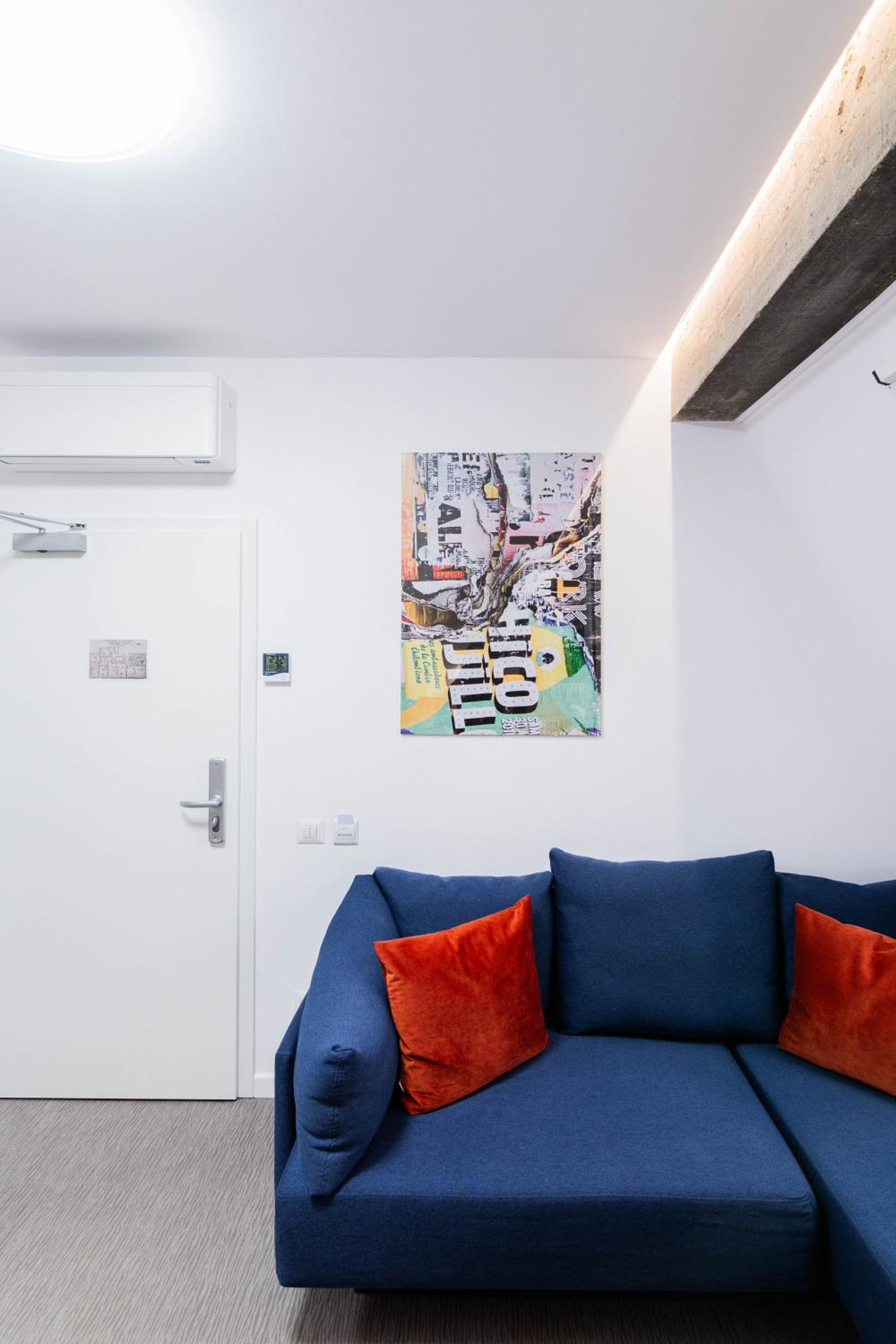 Twin Room with Shower