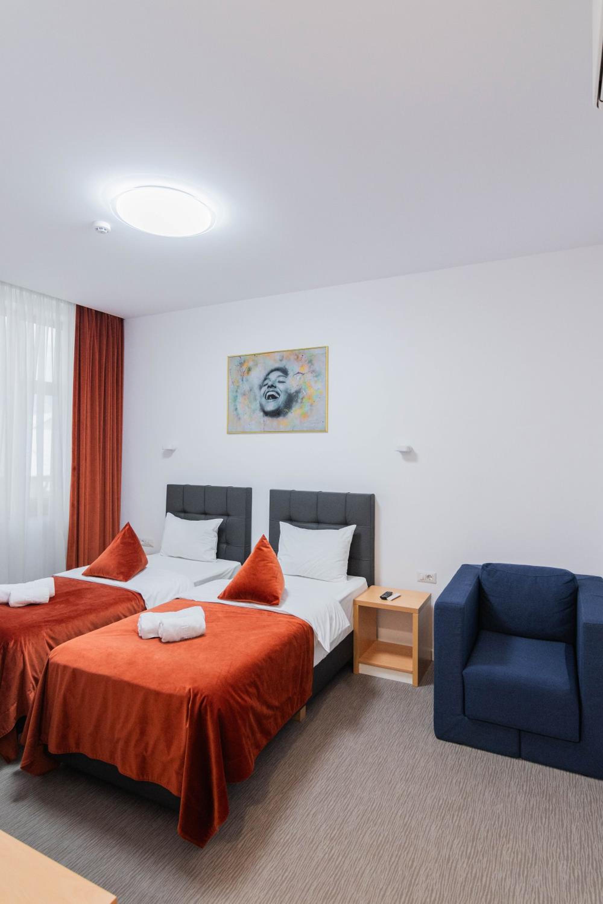 Twin Room with Shower