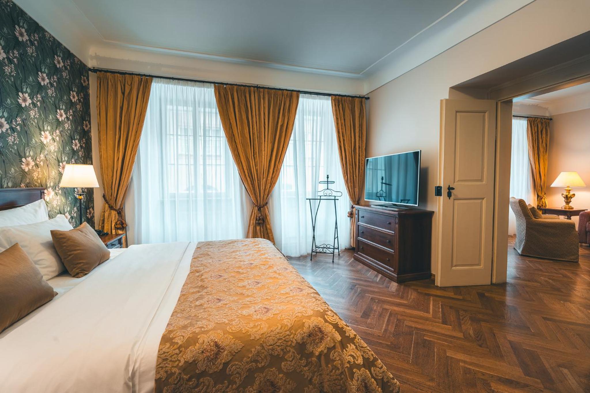Premium Suite