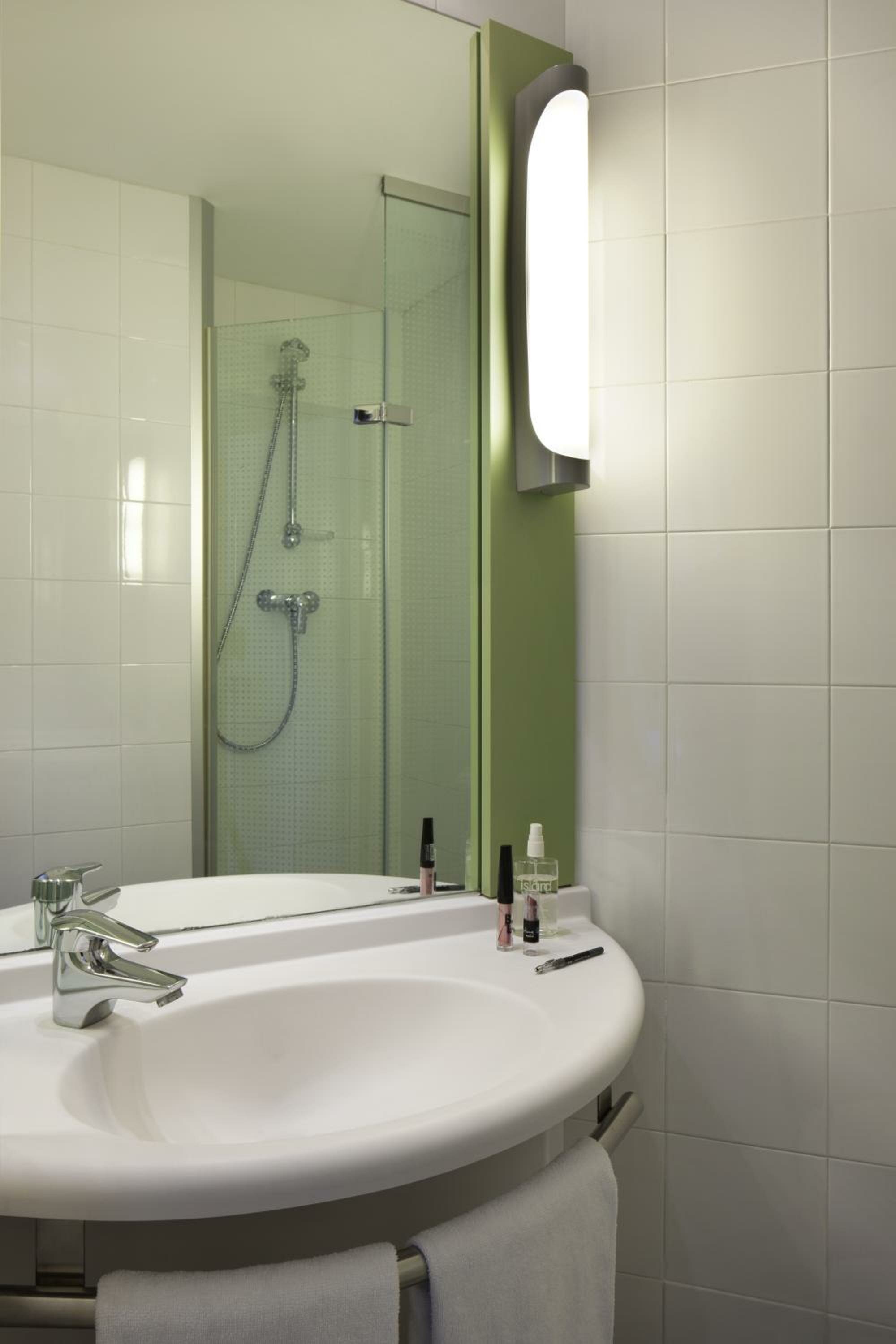 Double Room with Bunk Bed