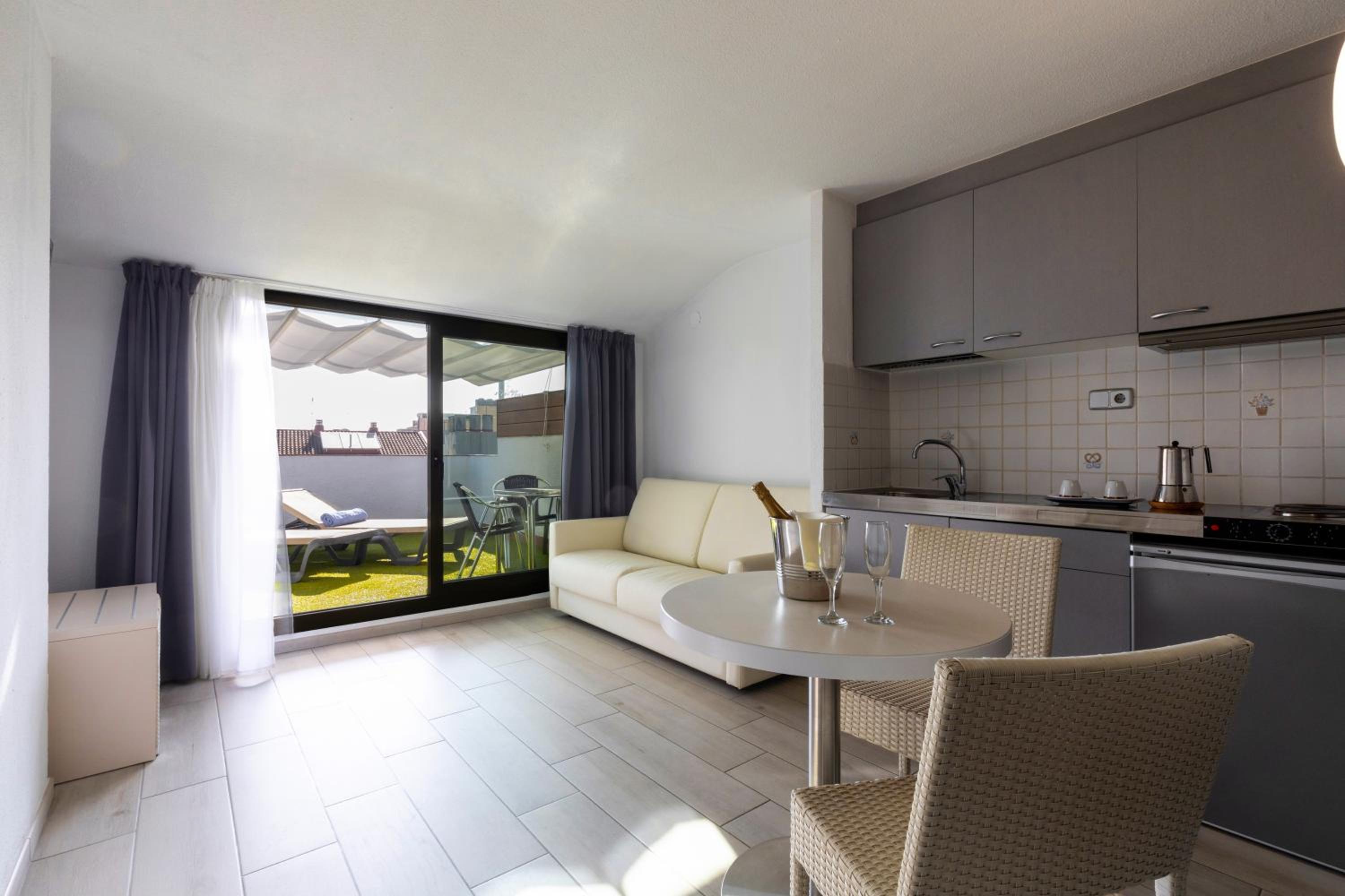 Superior Junior Suite with Pool View
