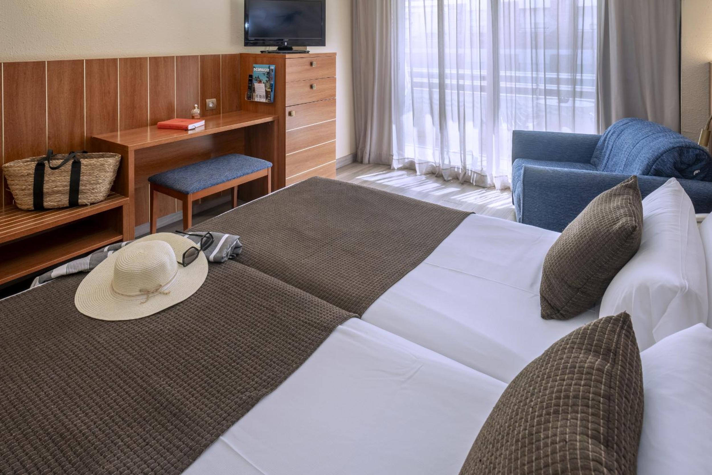 Double or Twin Room with Extra Bed (2 Adults + 1 Child)