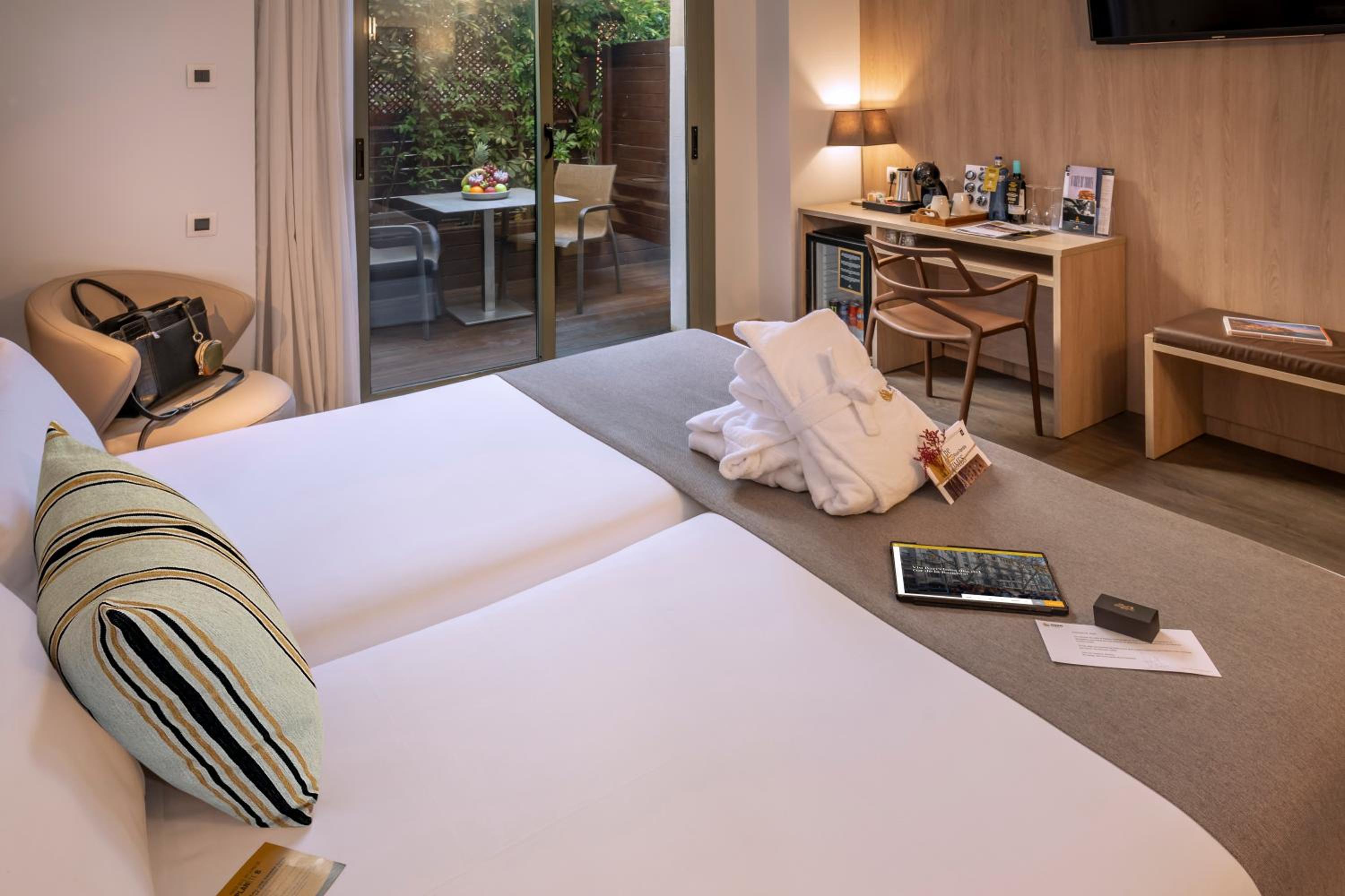 Deluxe Double or Twin Room with Balcony