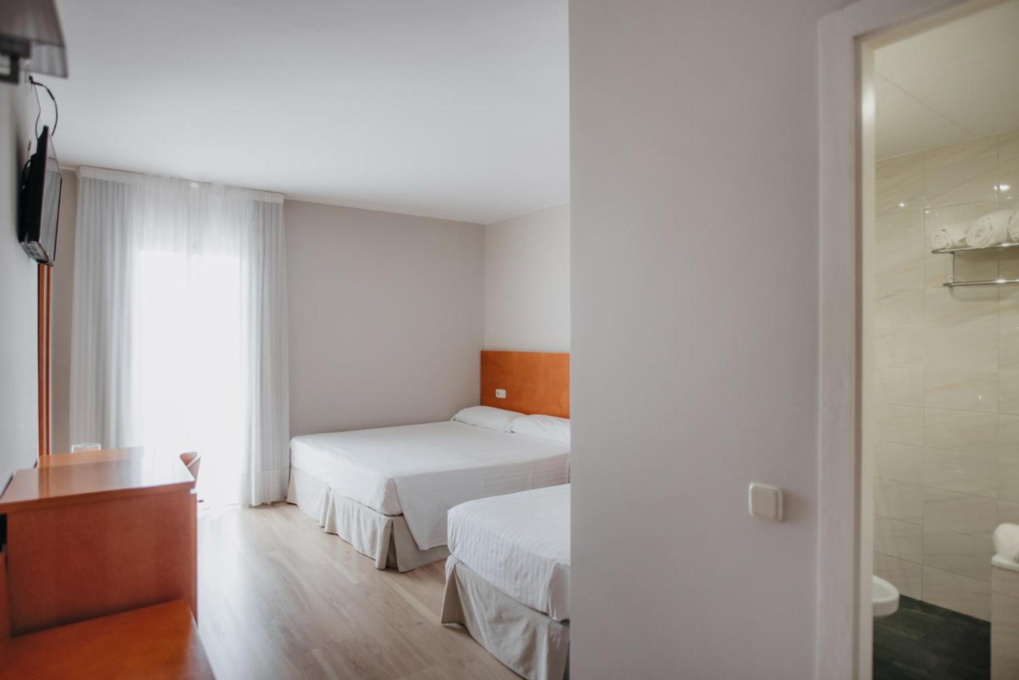 Triple Room with Balcony