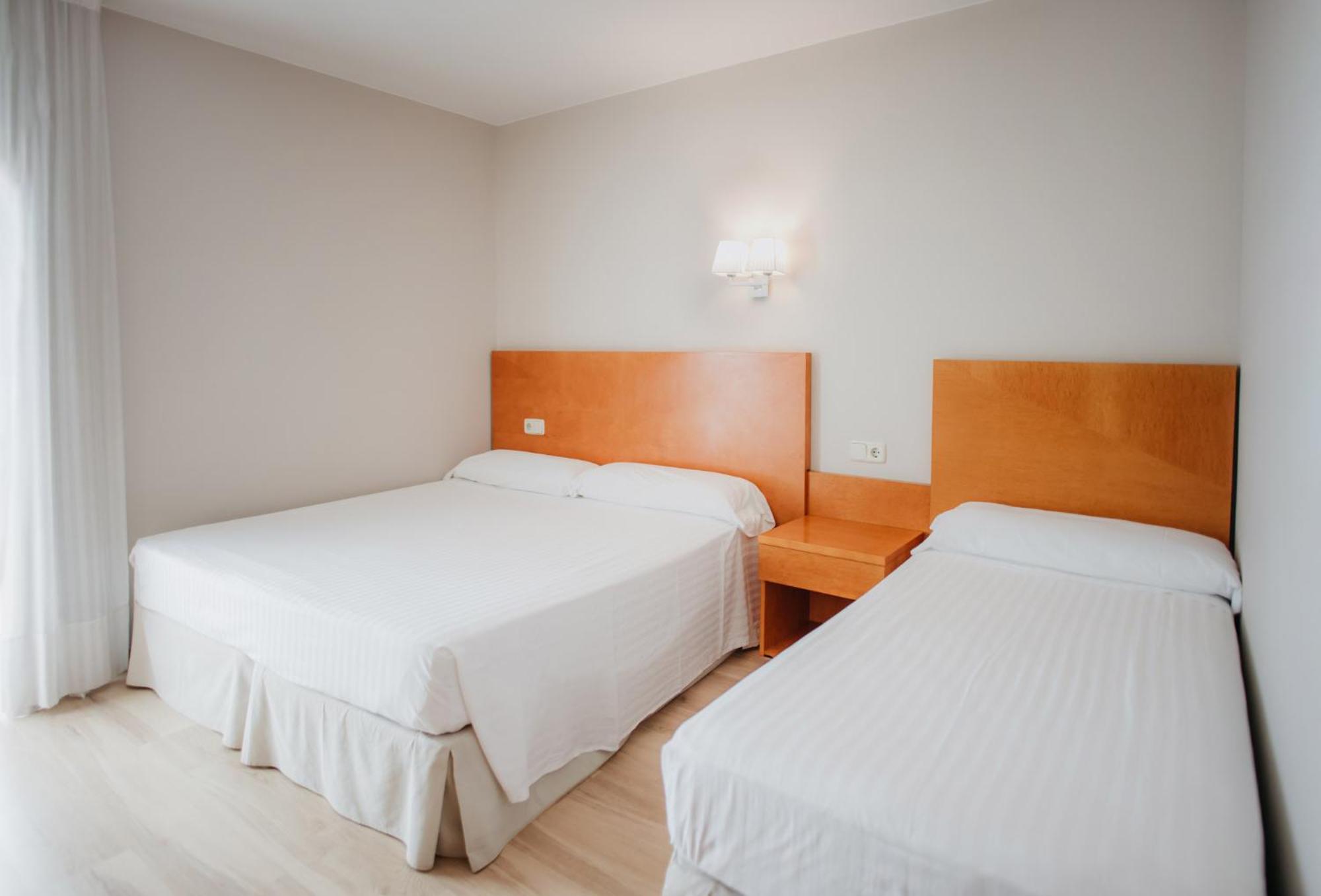 Triple Room with Balcony