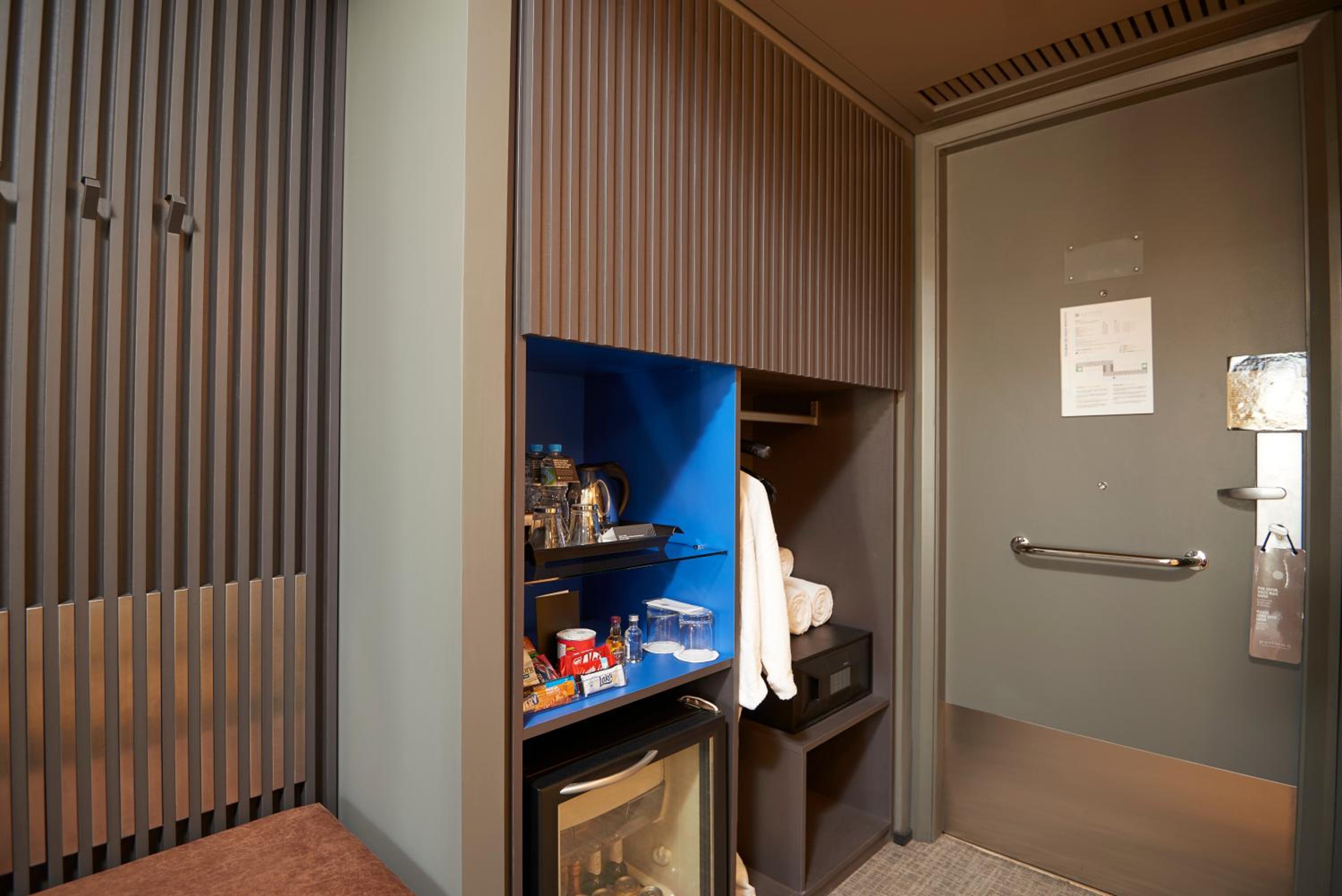 Deluxe Queen Room - Disability Access