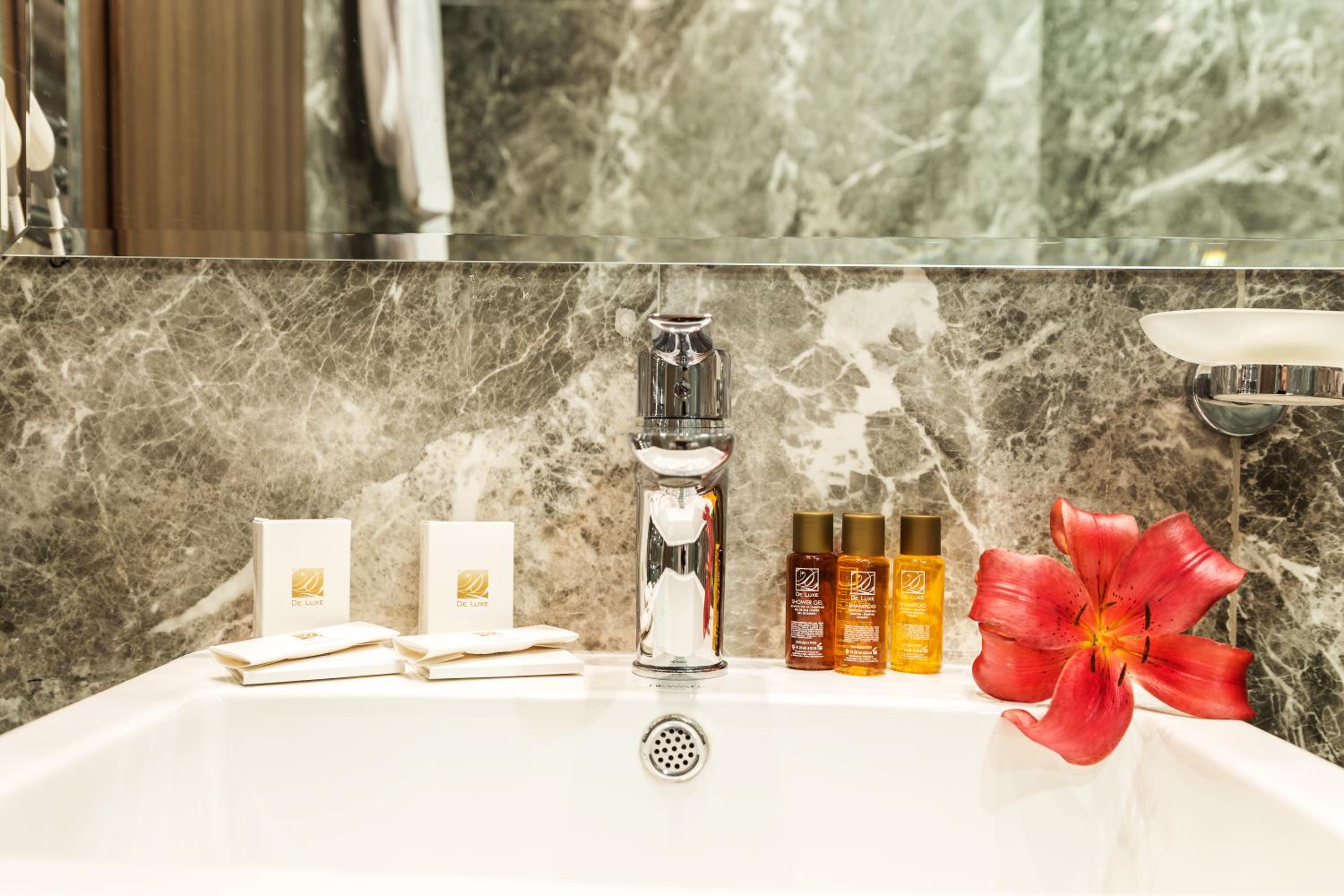 Deluxe Studio with free SPA access