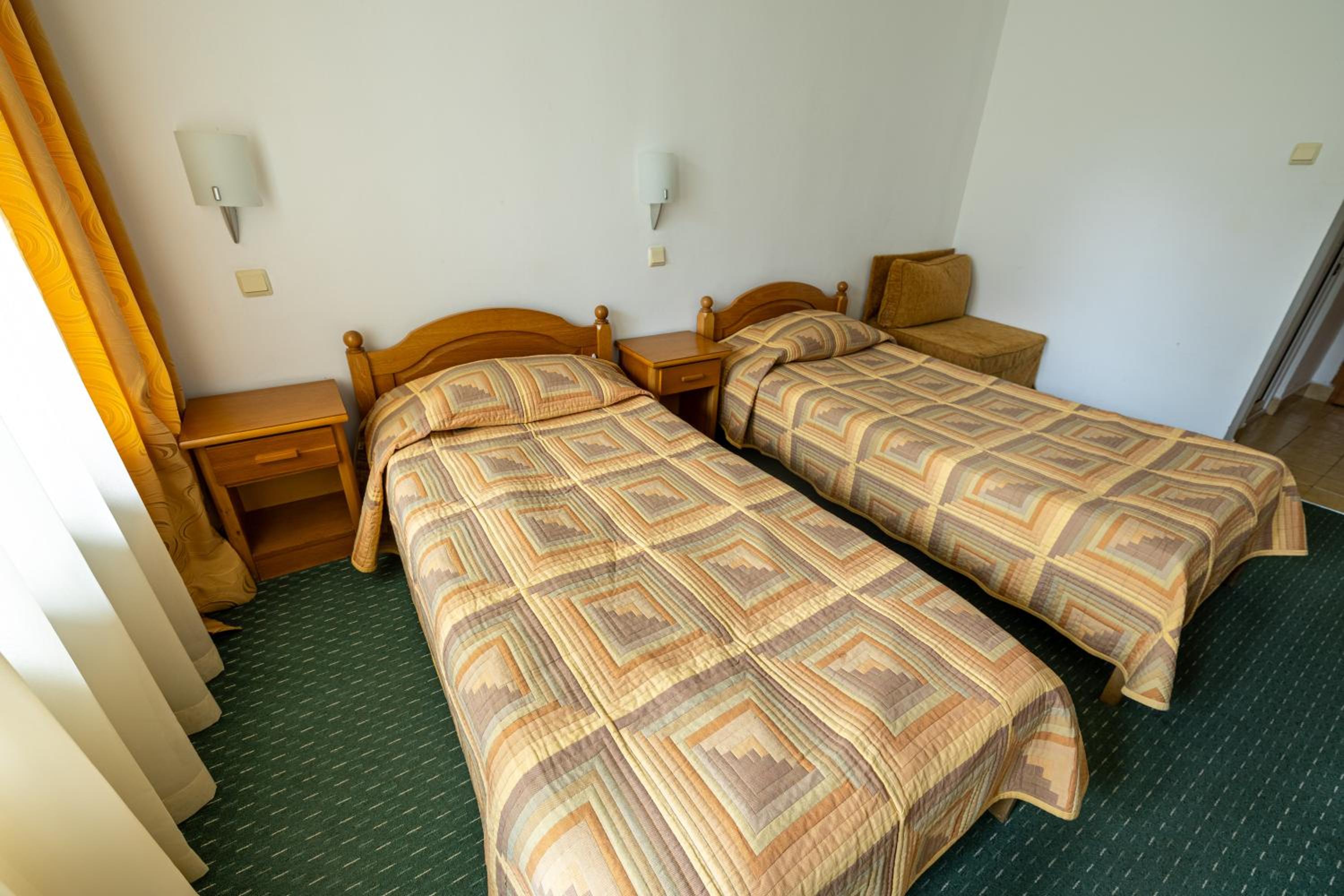 Economy Twin Room (2 Adults)