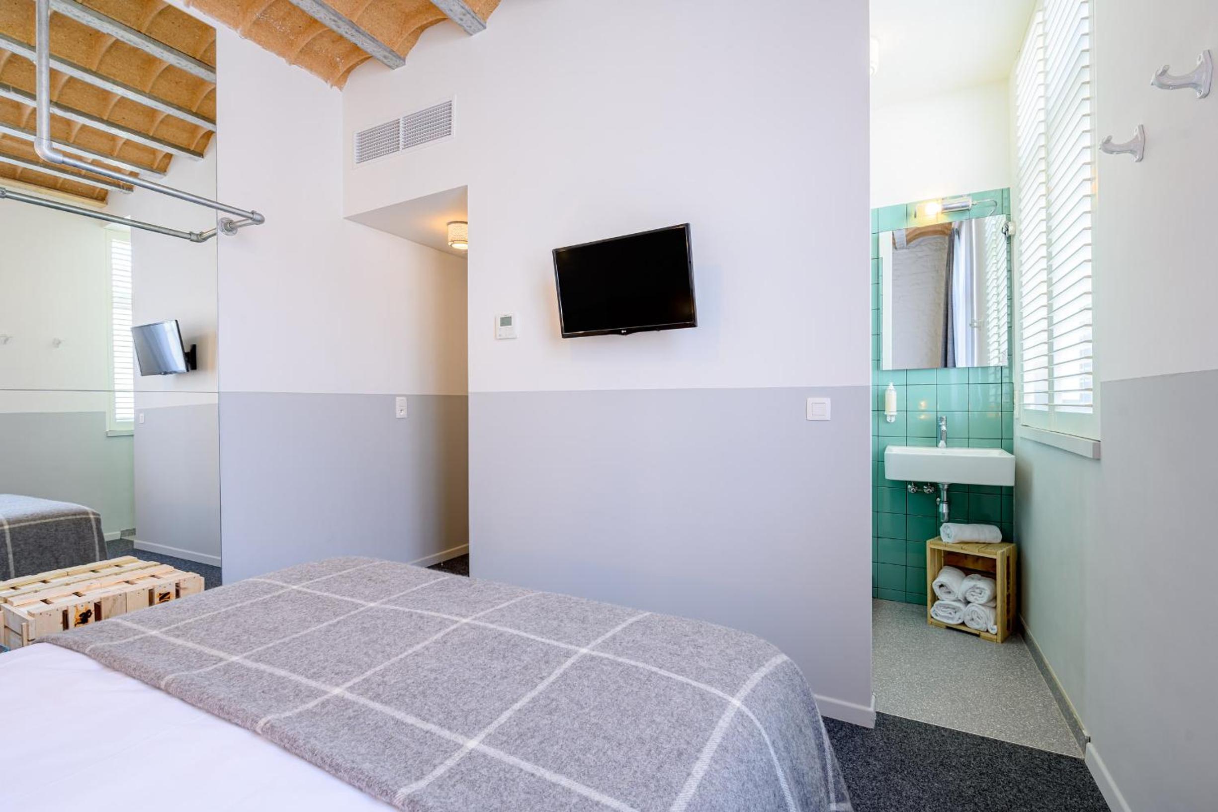 Cozy Double Room