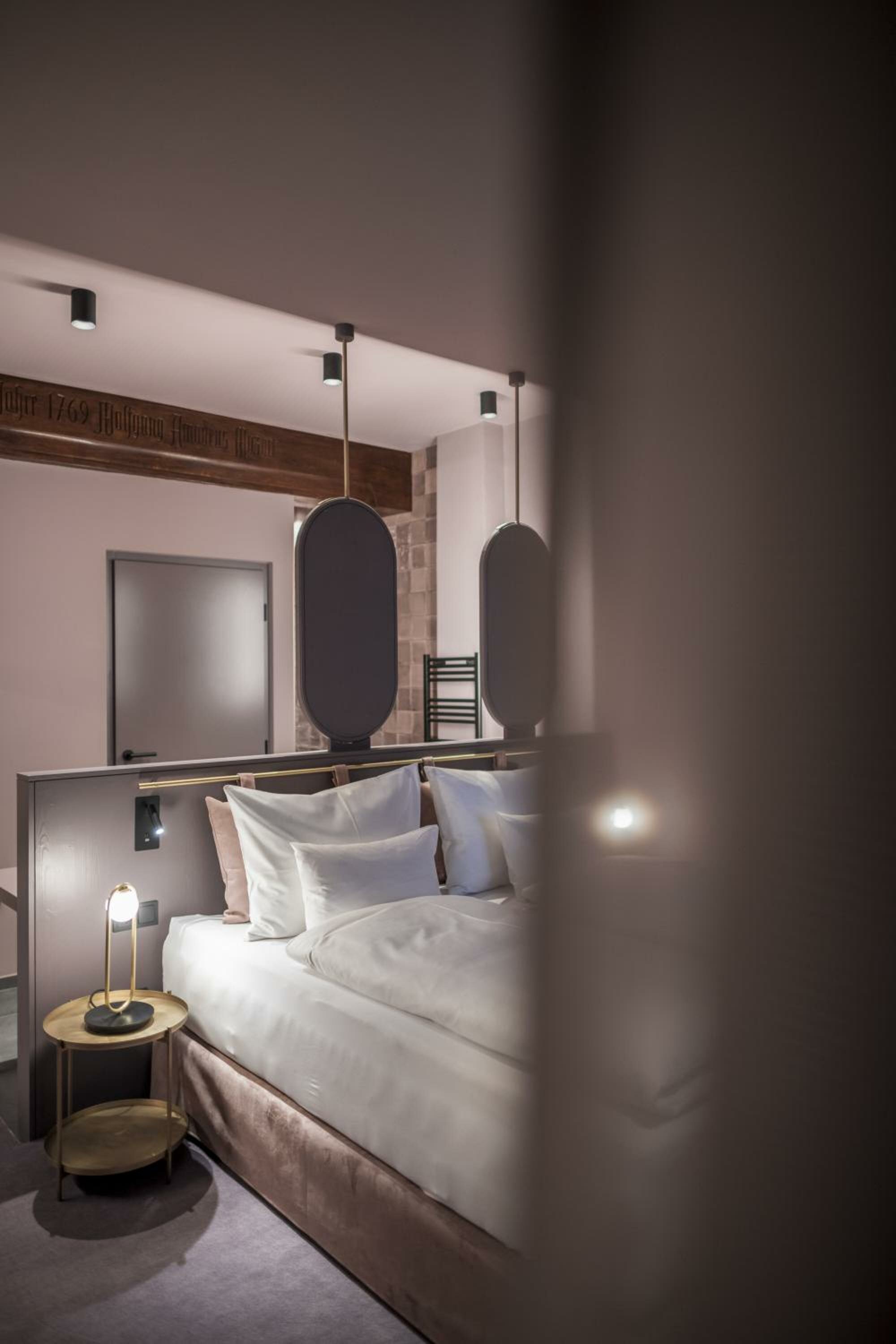 Large Double Room