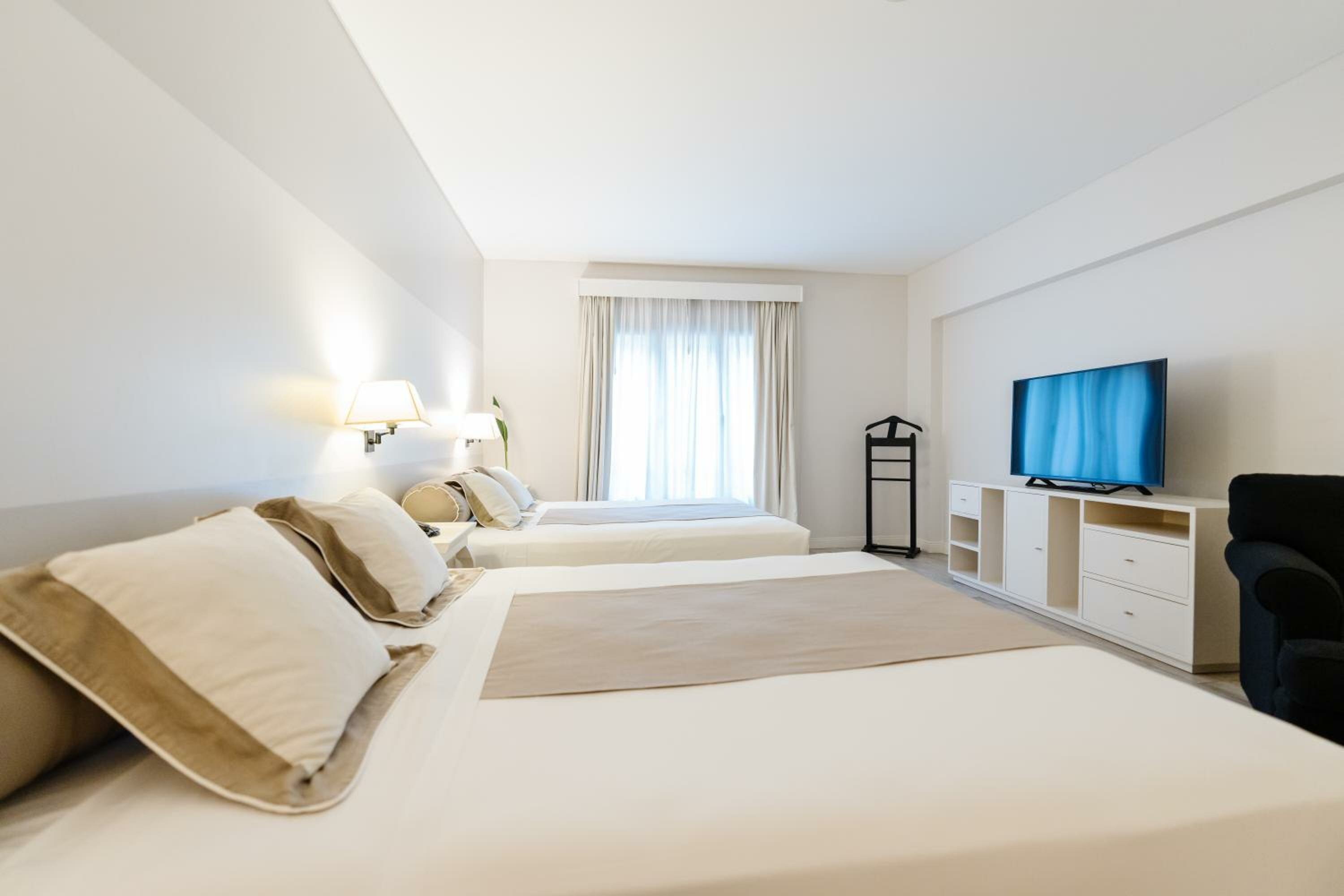 Superior Family Room