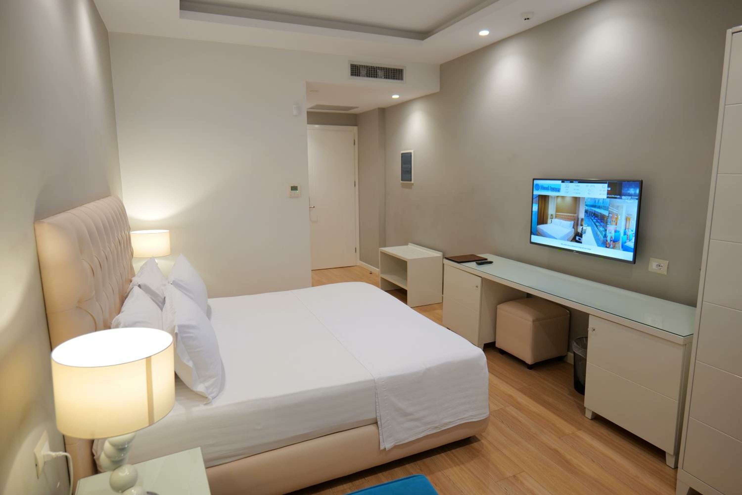 Double or Twin Room with Balcony