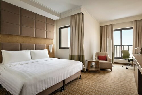 Superior Room - Yas Summer Pass (3 Days Complimentary Pass) в Traders Hotel, Qaryat Al Beri, Abu Dhabi