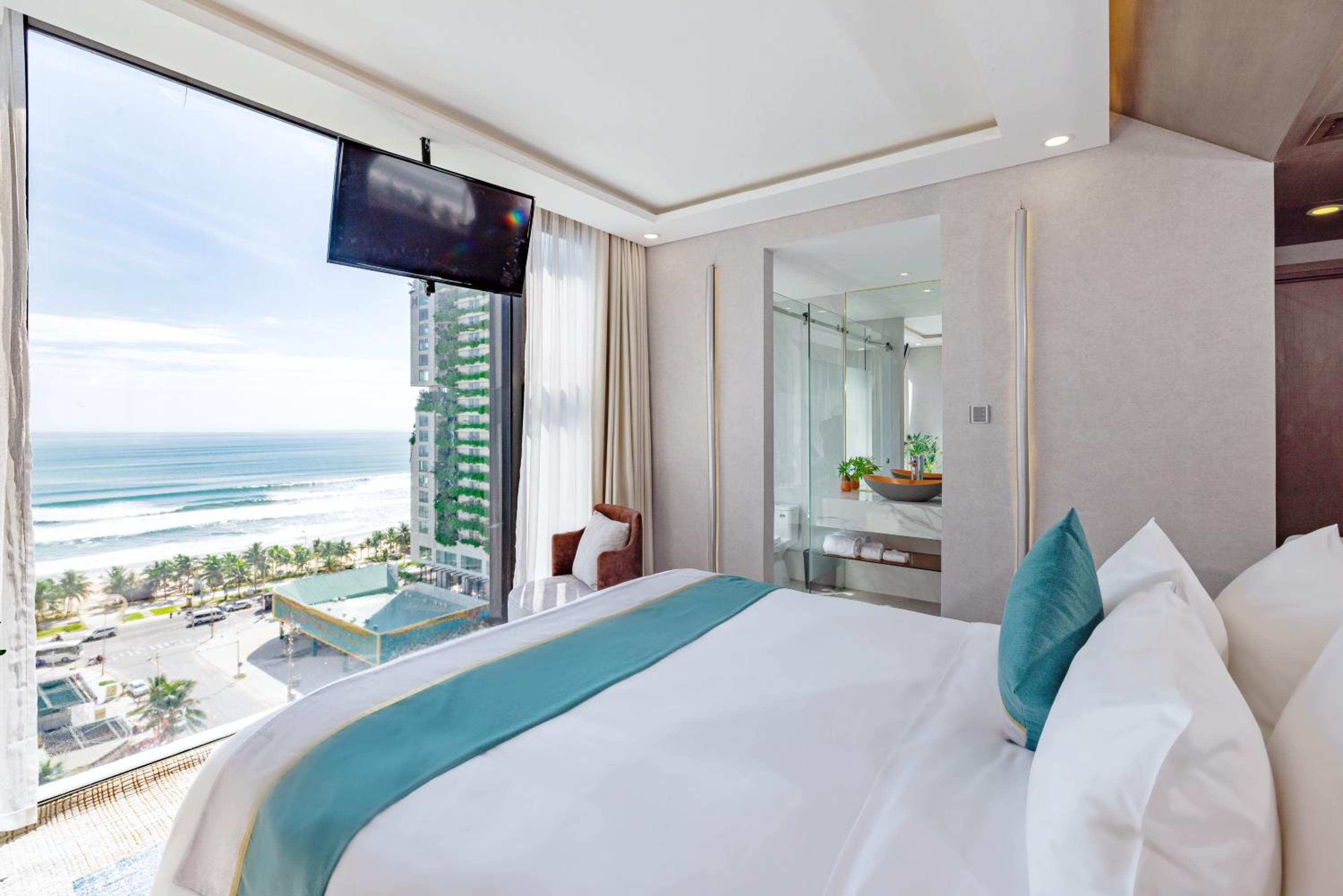 Family Two Bedroom Suite Ocean View