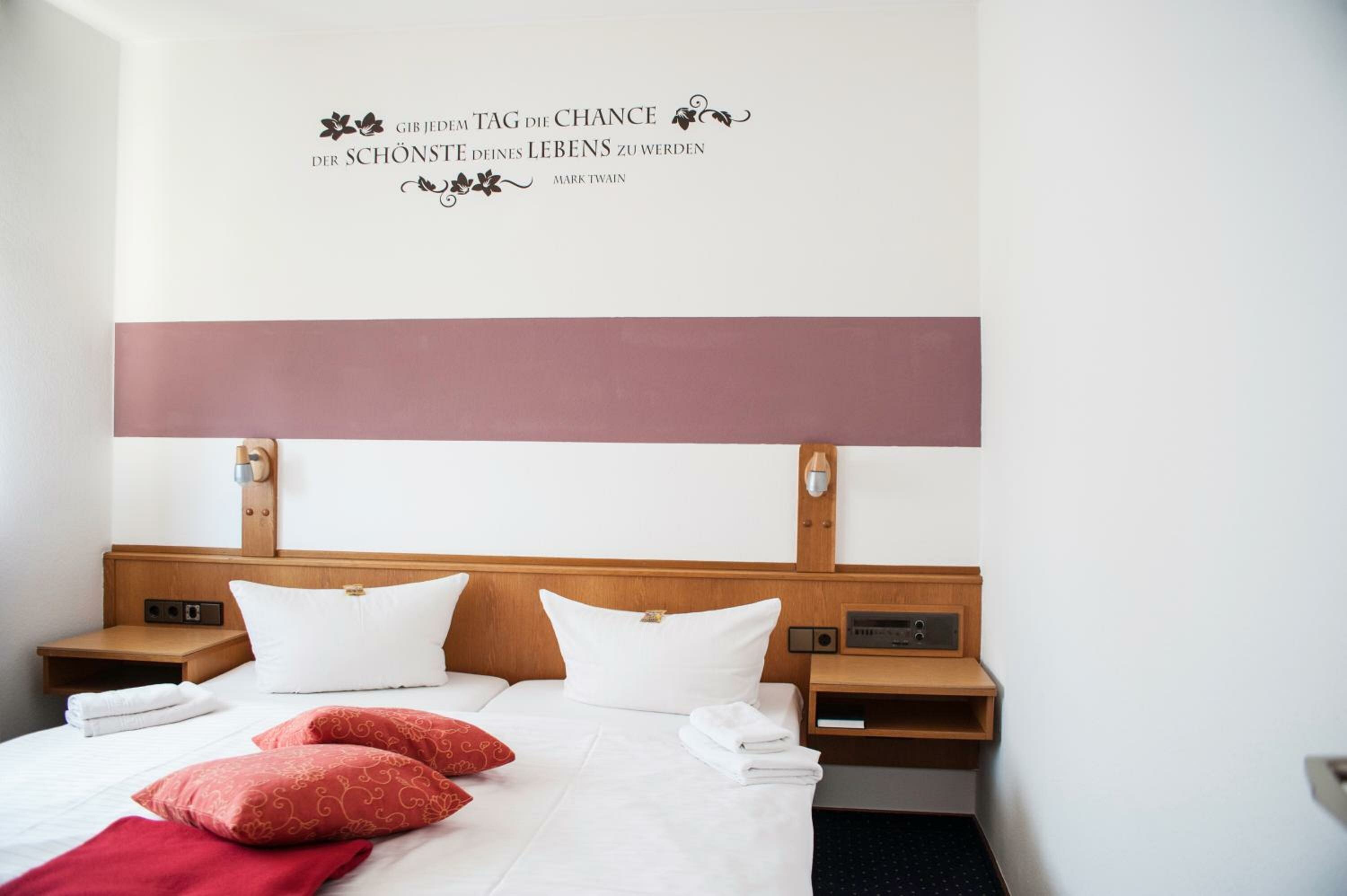 Deluxe Double Room with Shower