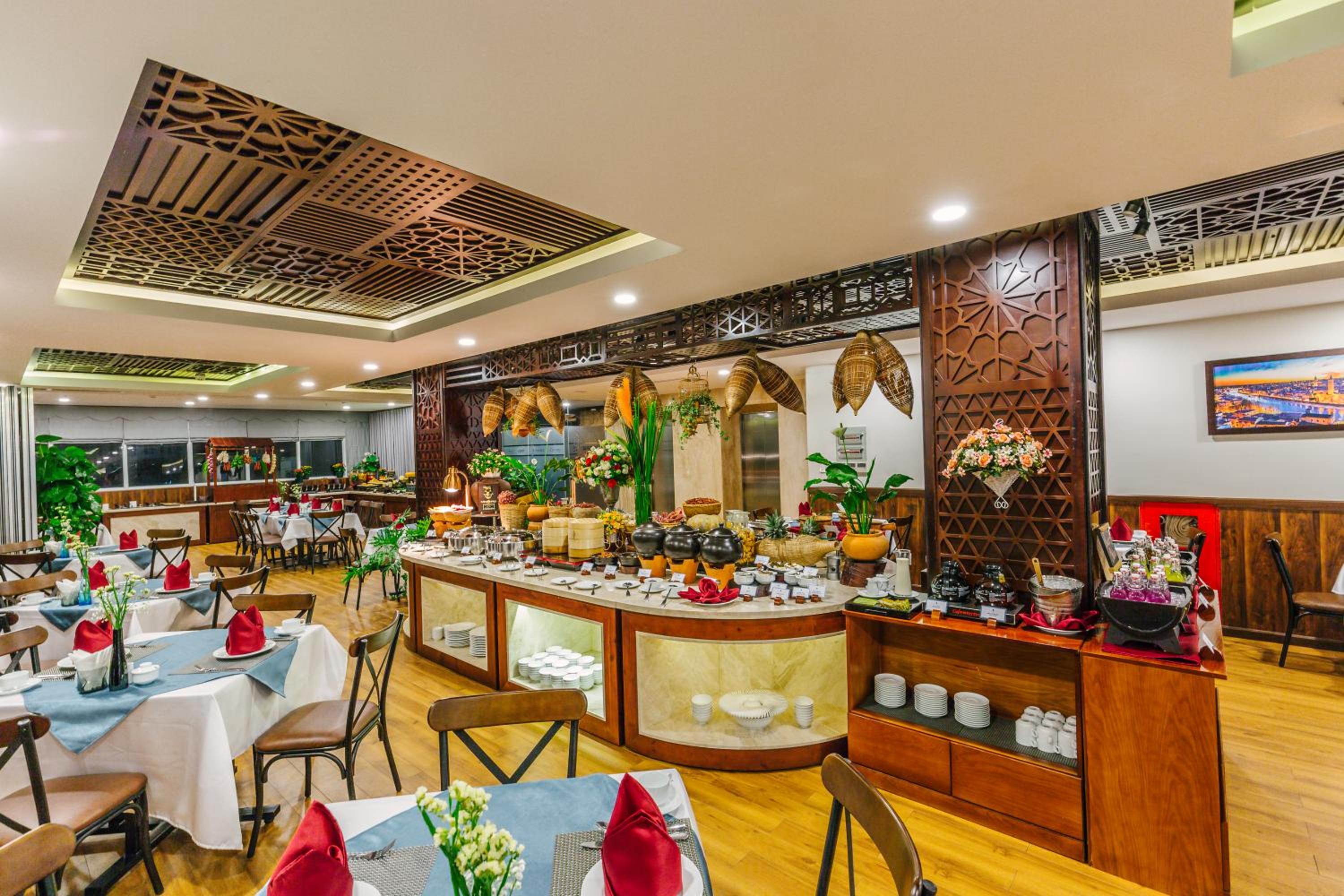 Lessini Premier Double Room with Free 01 Signature Cocktail