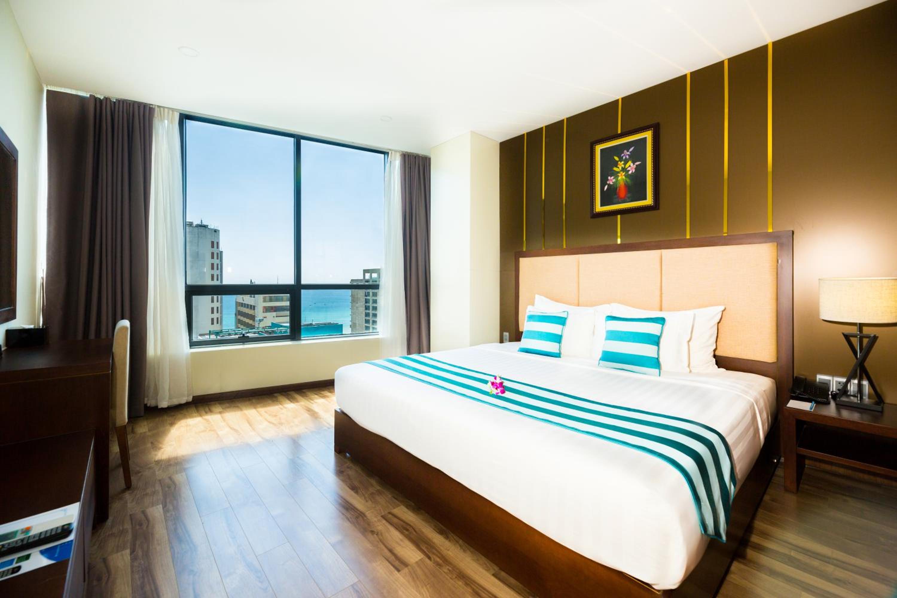 Premier Suite with Sea View - Two Bedroom