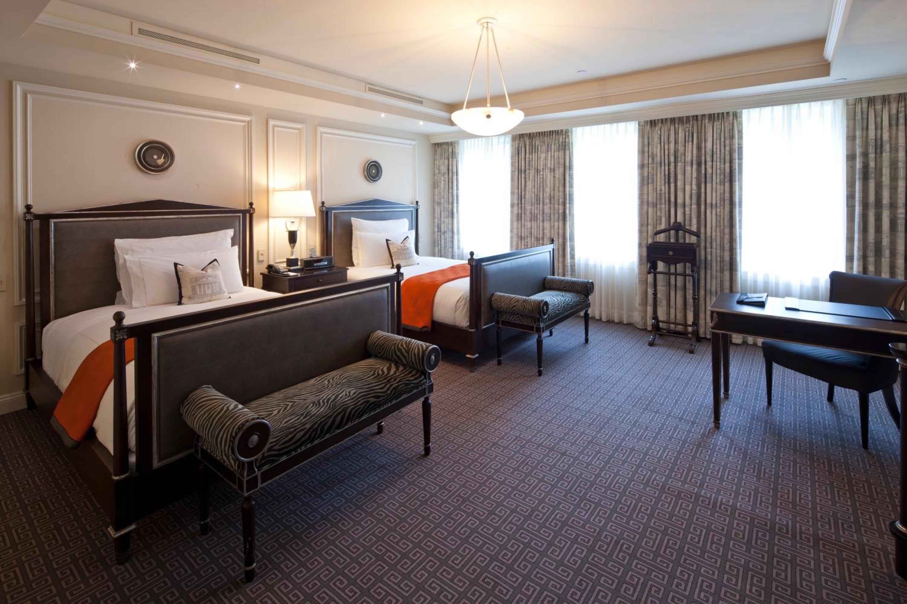 Deluxe Queen Room With Two Queen Beds