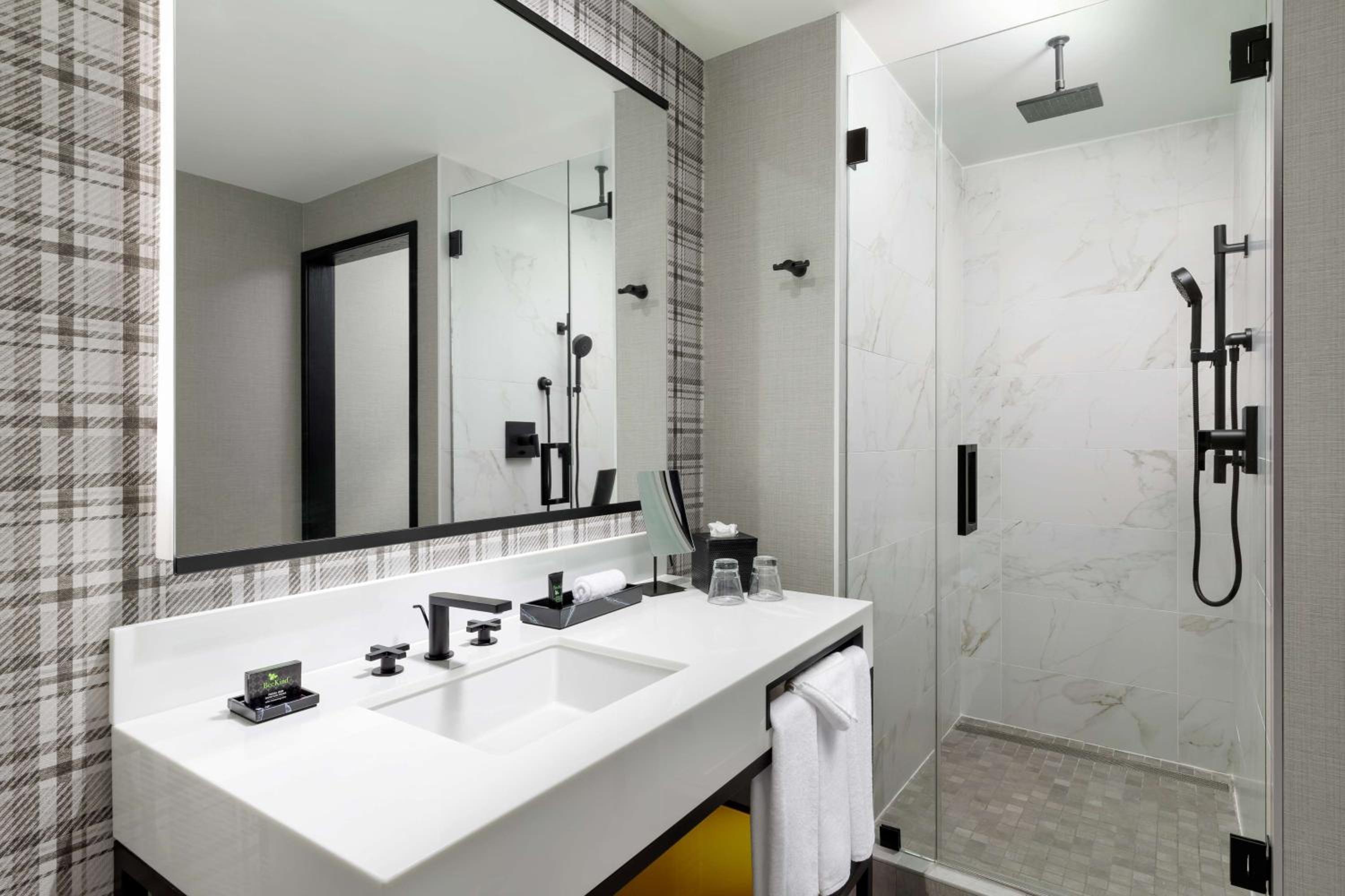 King Studio Suite
