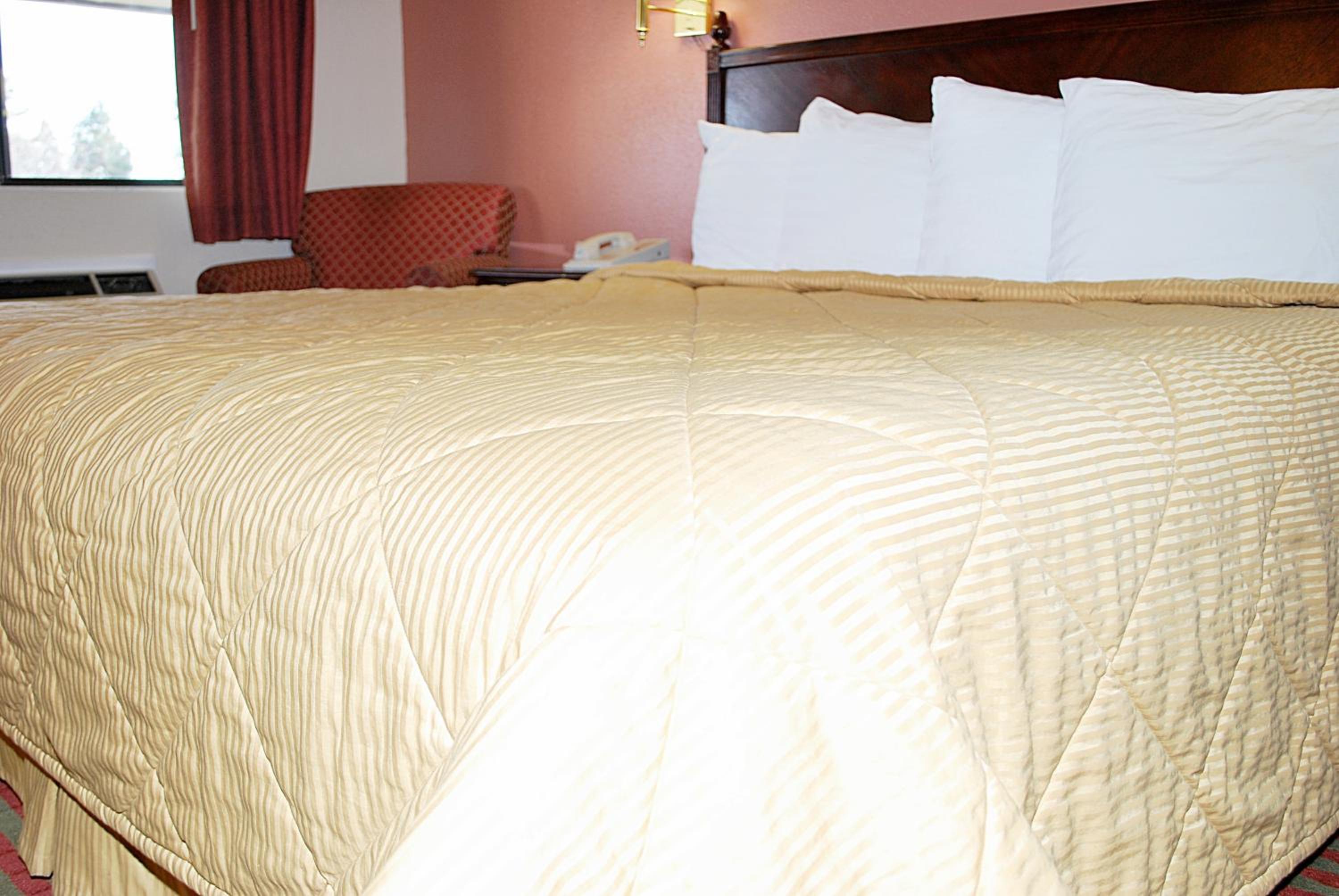 King Room - Disability Access/Non-Smoking