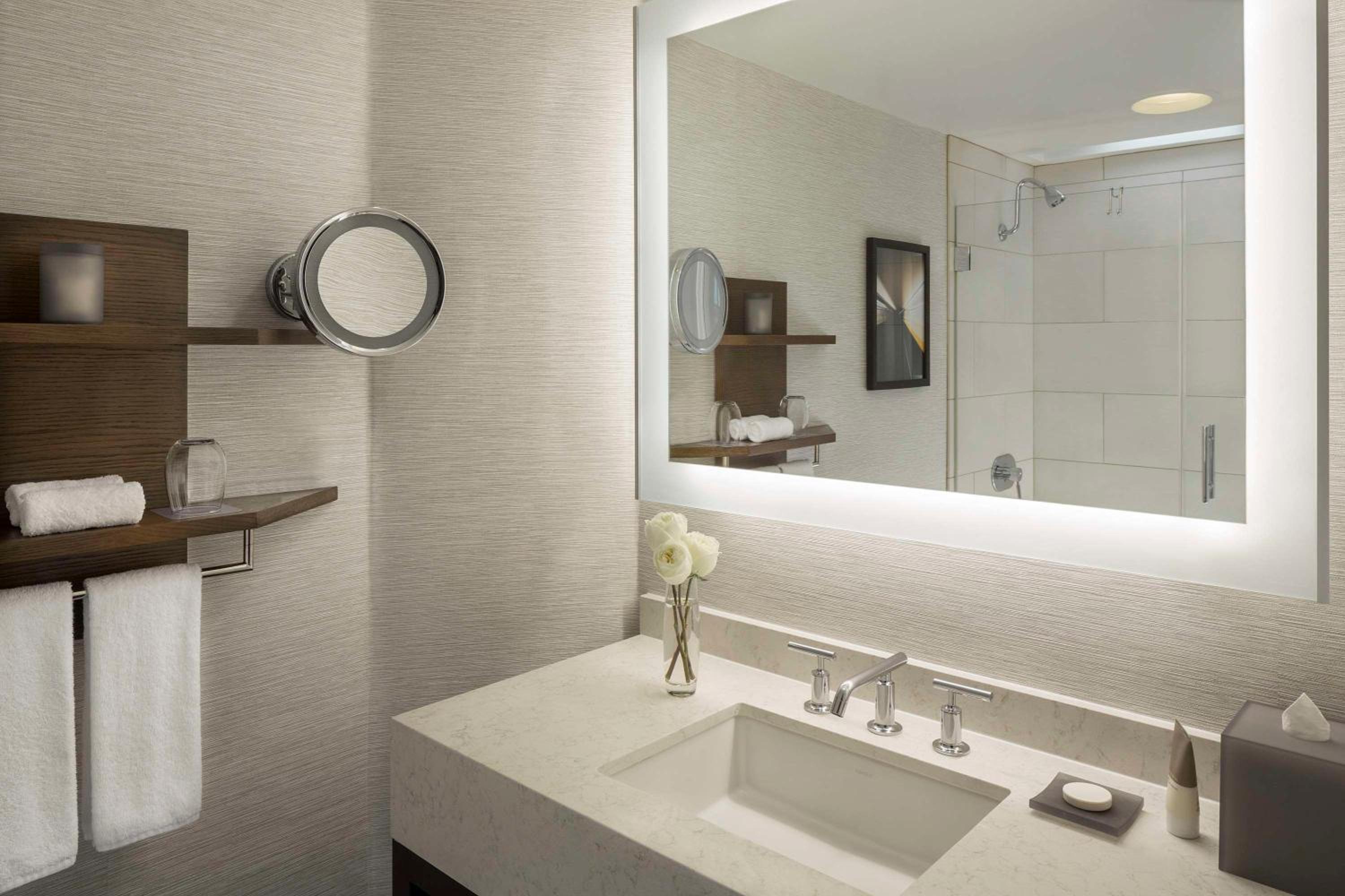 Studio Suite with Bay View