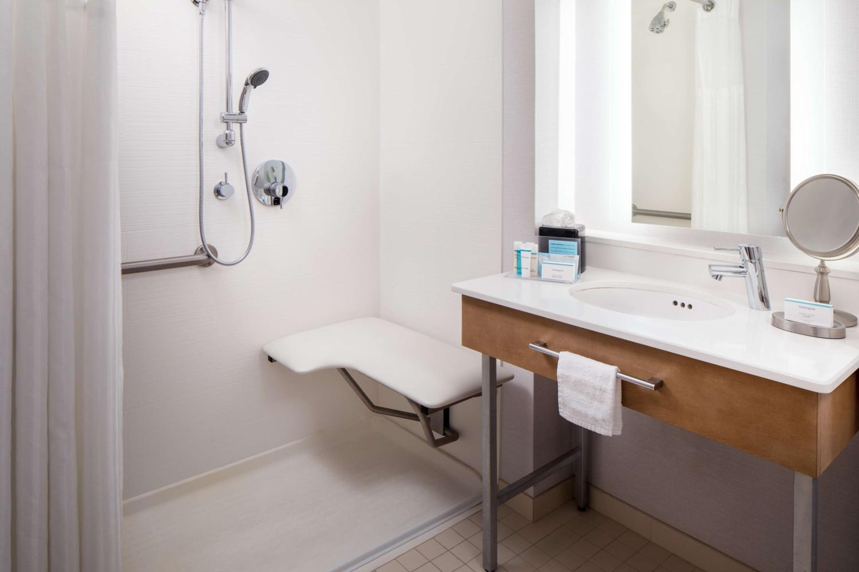 King Room - Disability Access/Elite Floor