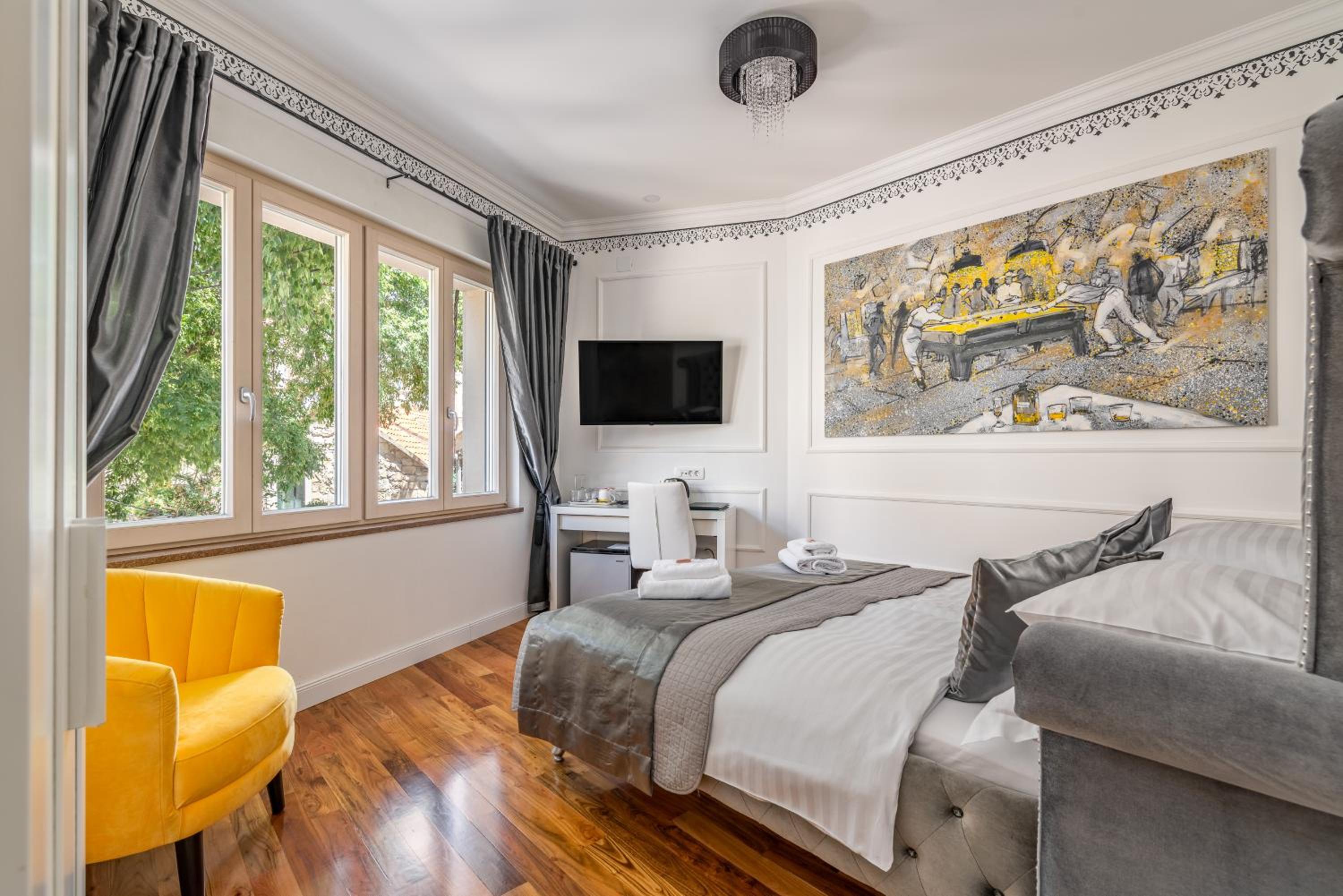 Superior Queen Room