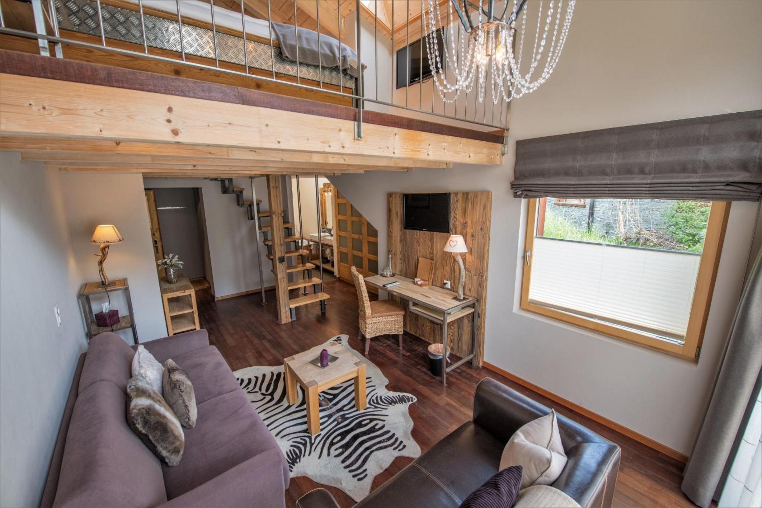 Duplex Junior Suite with Matterhorn View