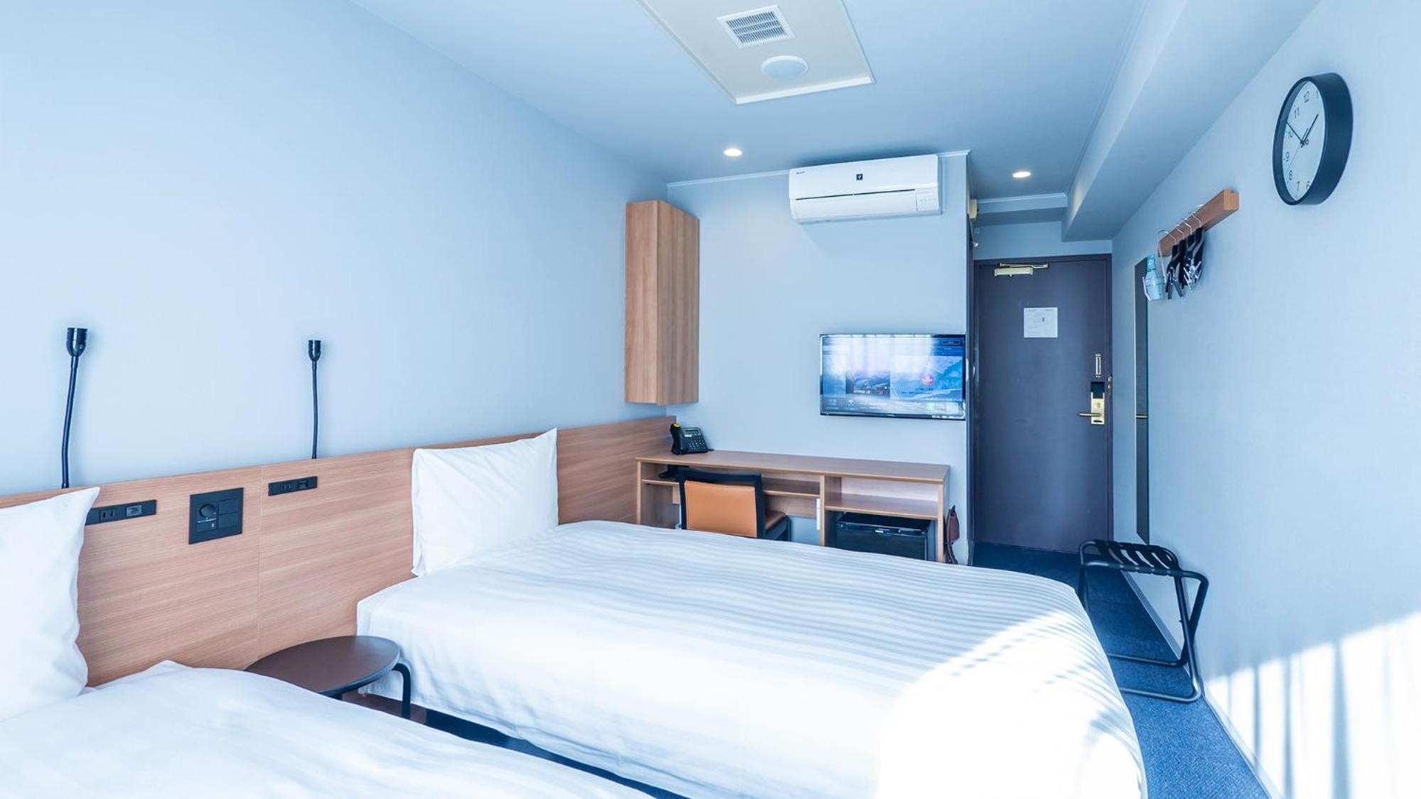 Hollywood Twin - Non-Smoking