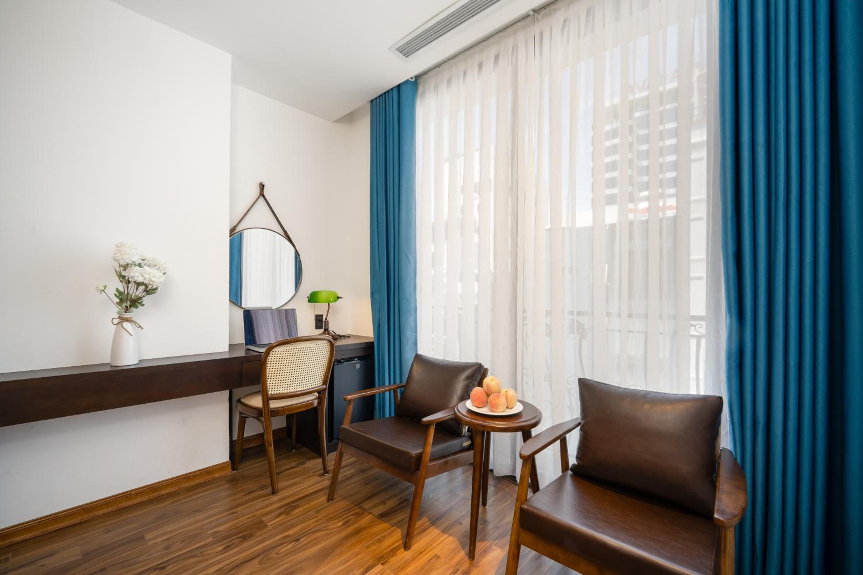 Deluxe Twin Room with Balcony