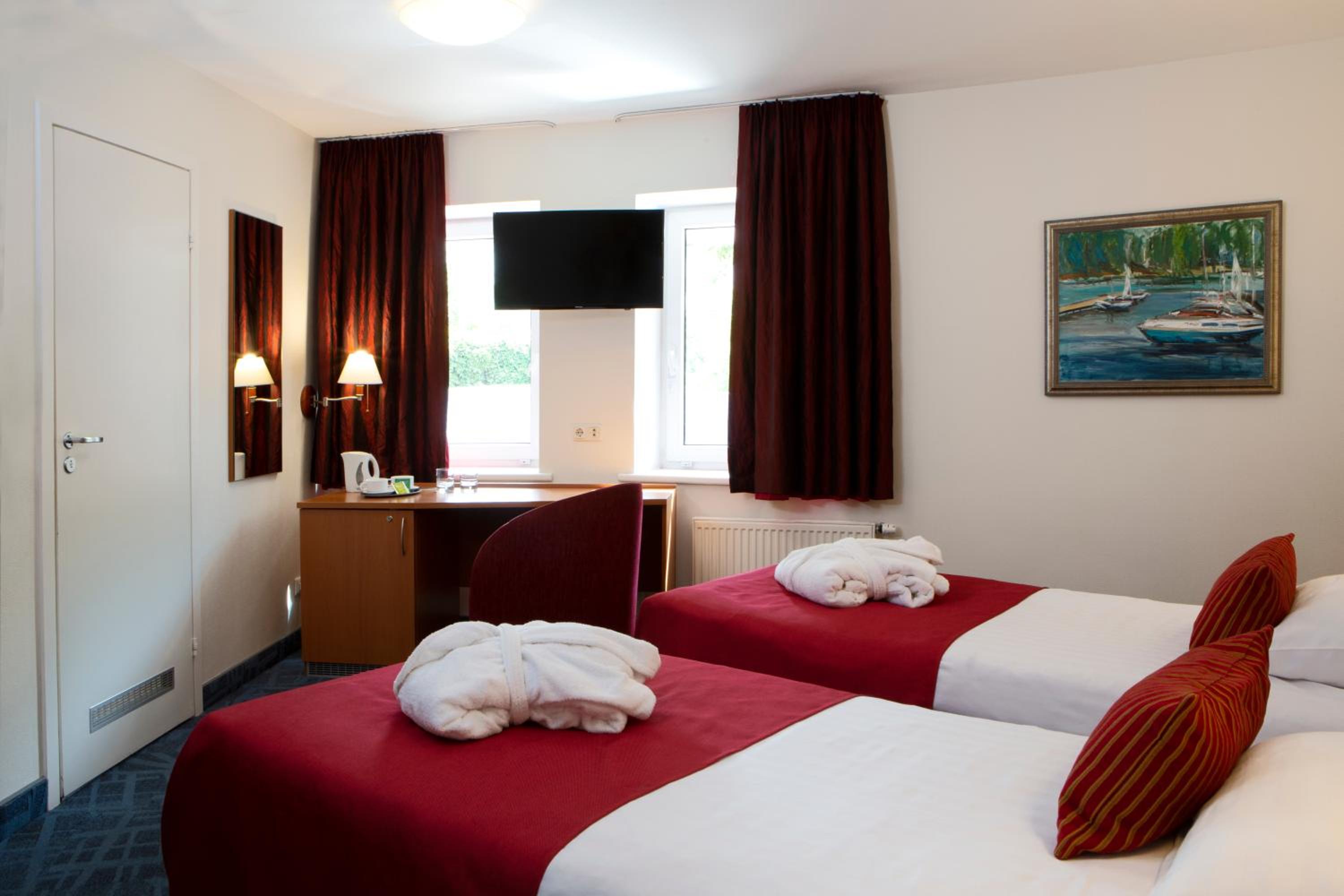 Deluxe Double or Twin Room