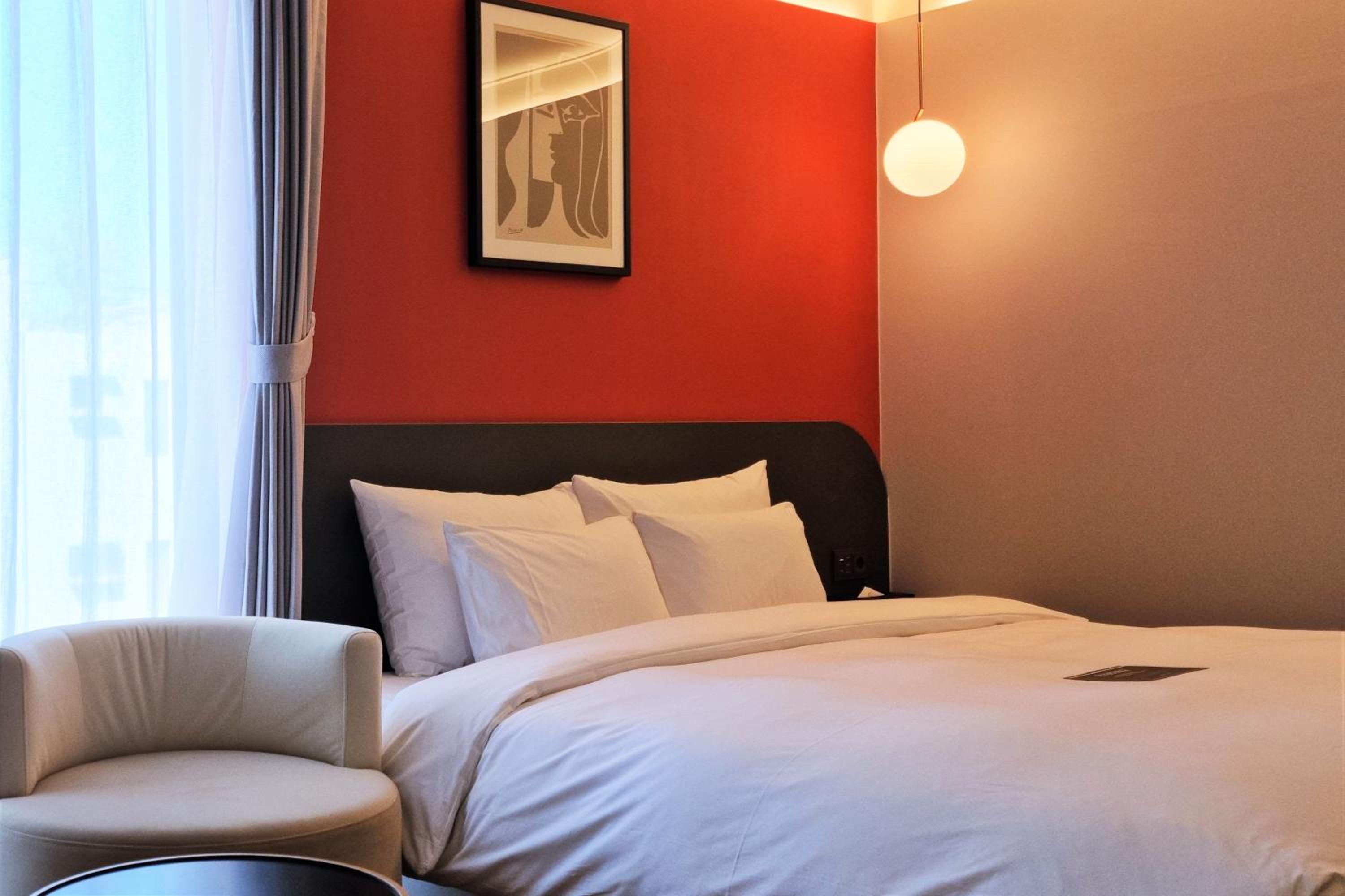 Deluxe Double Room with Free access to Rooftop pool