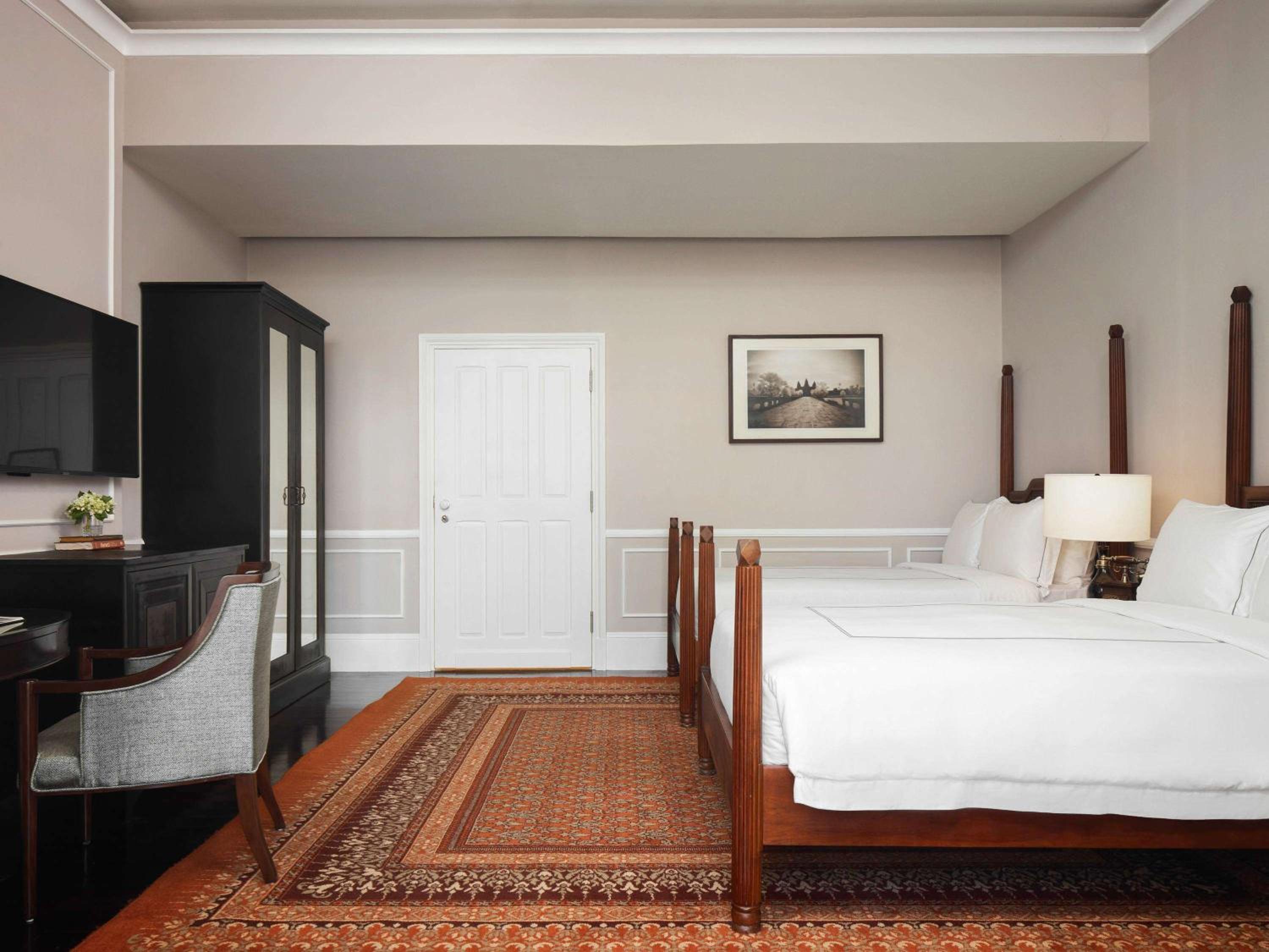 Landmark Twin Room with Pool View