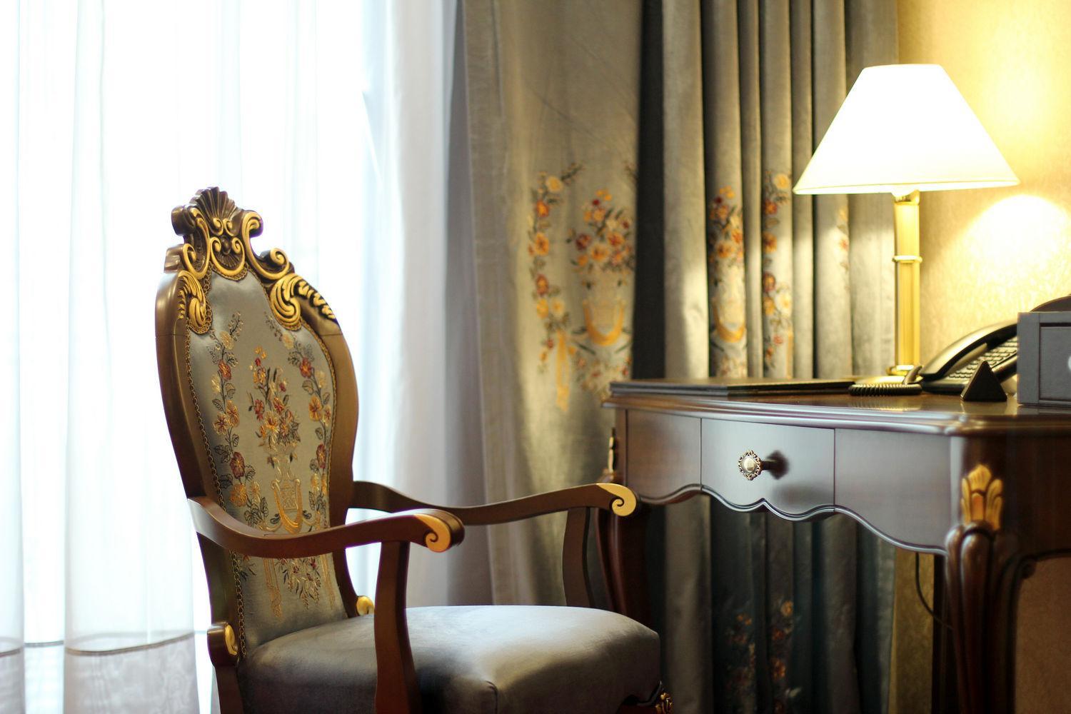 Premium King Room