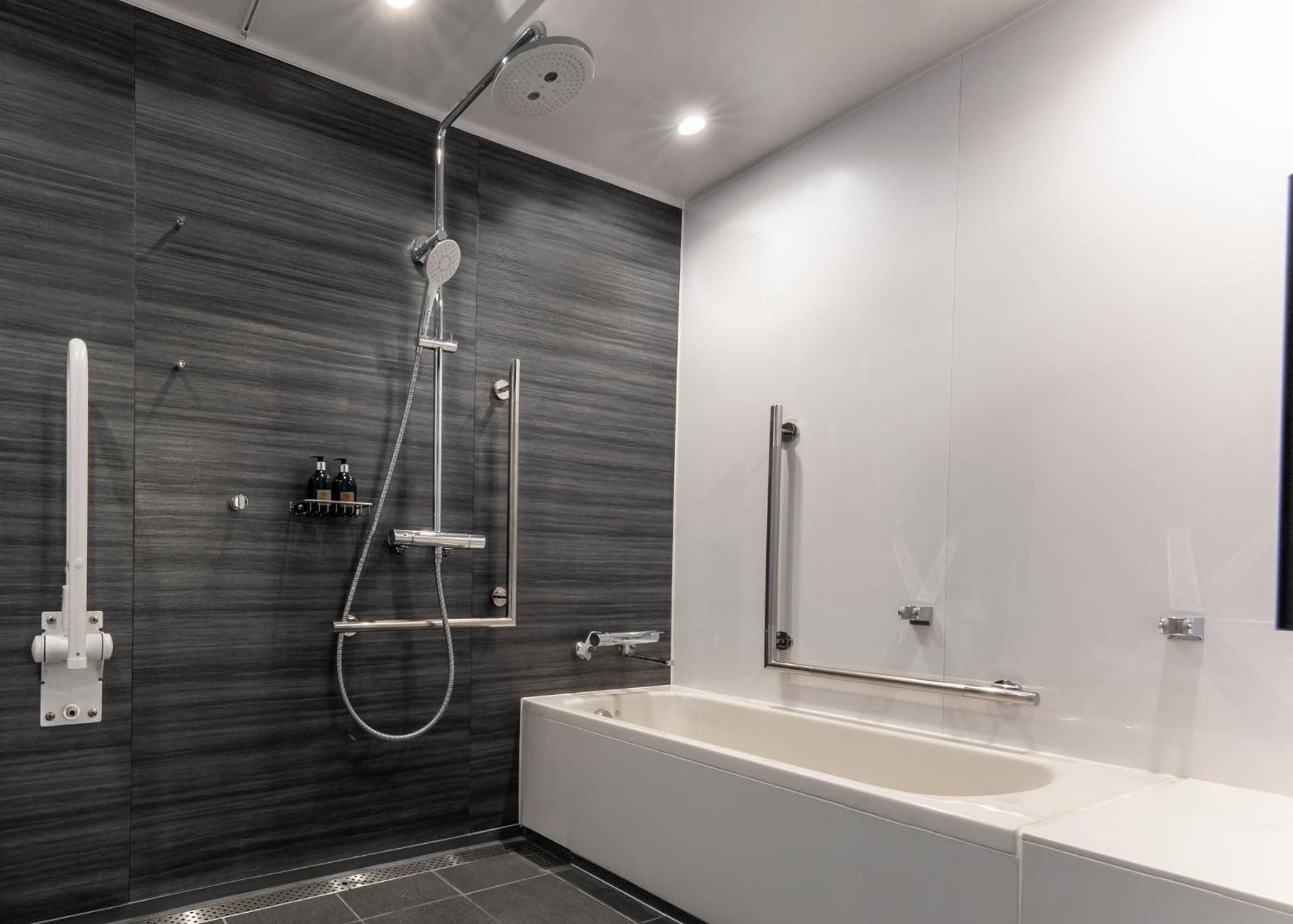 Deluxe King Room - Standard Floor