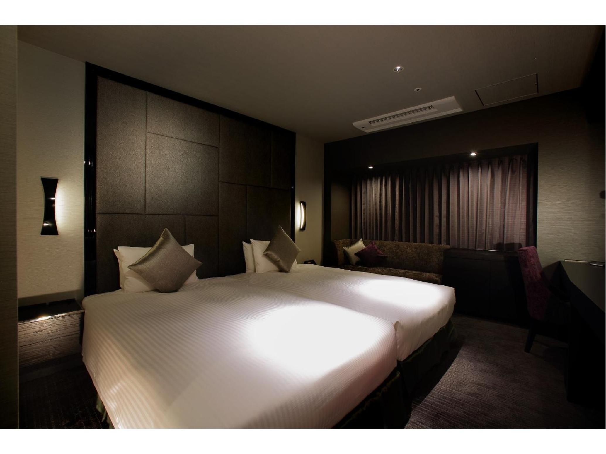 Standard Twin Room - Non-Smoking